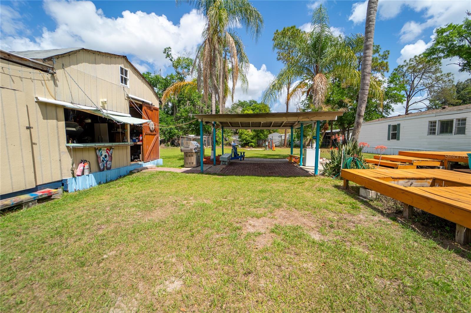 Listing photo id 44 for 12711 Lovers Lane