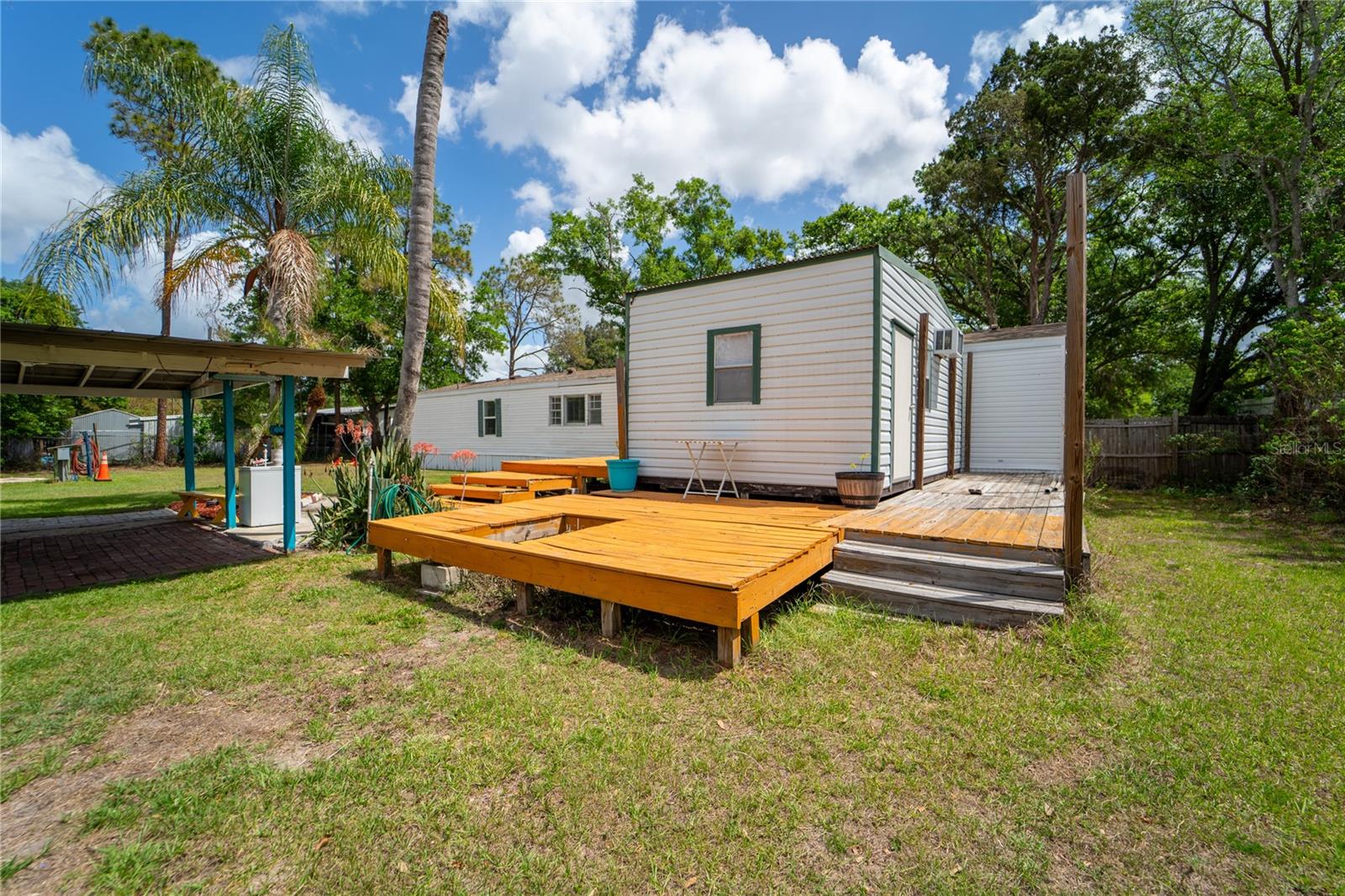 Listing photo id 46 for 12711 Lovers Lane