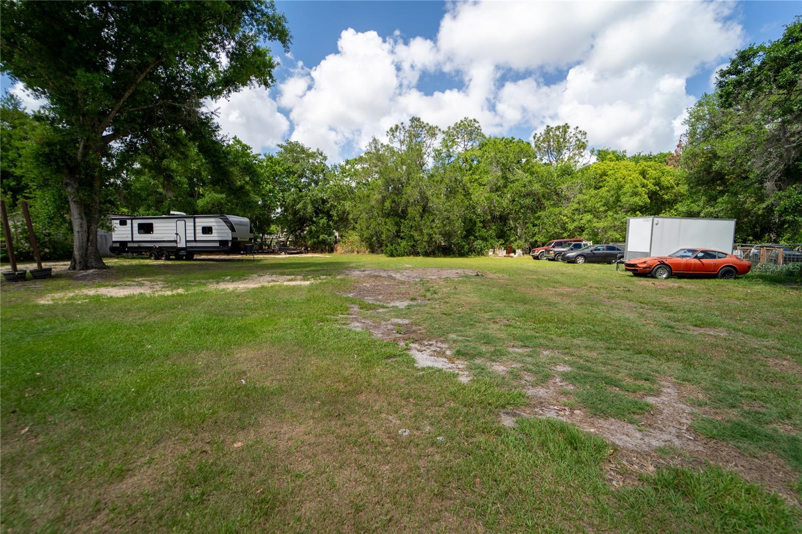 Listing photo id 56 for 12711 Lovers Lane