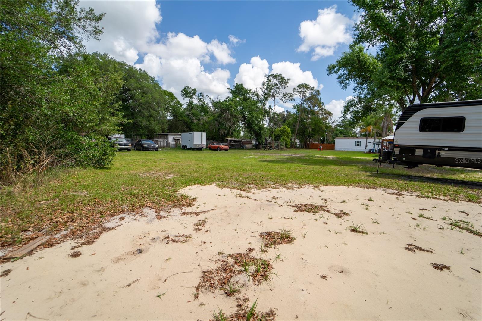 Listing photo id 59 for 12711 Lovers Lane