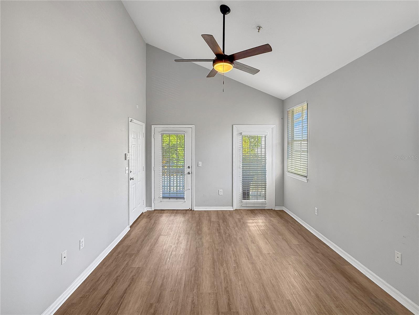 Image 8 of 23 For 1510 17th Street 4c