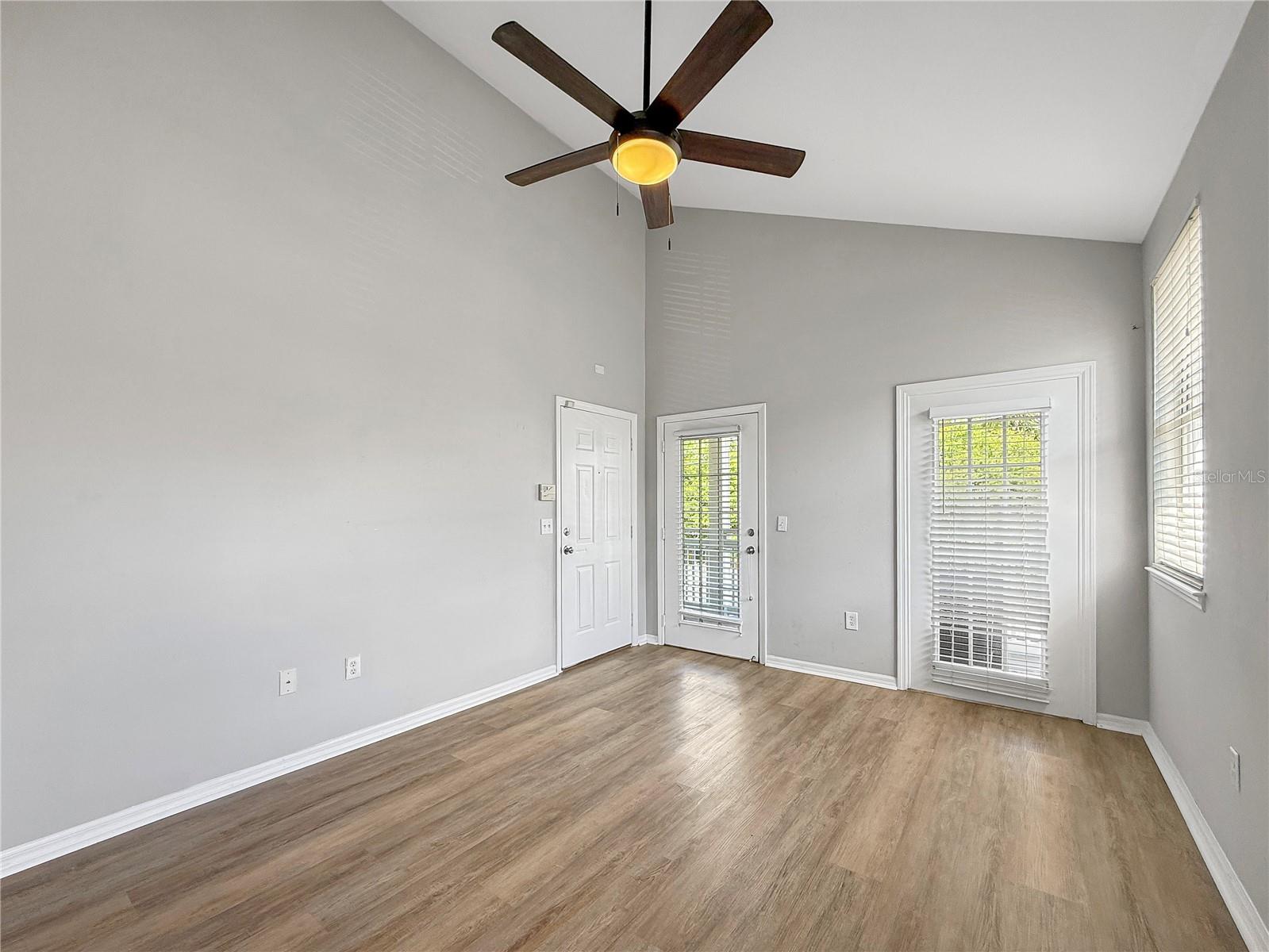 Image 9 of 23 For 1510 17th Street 4c