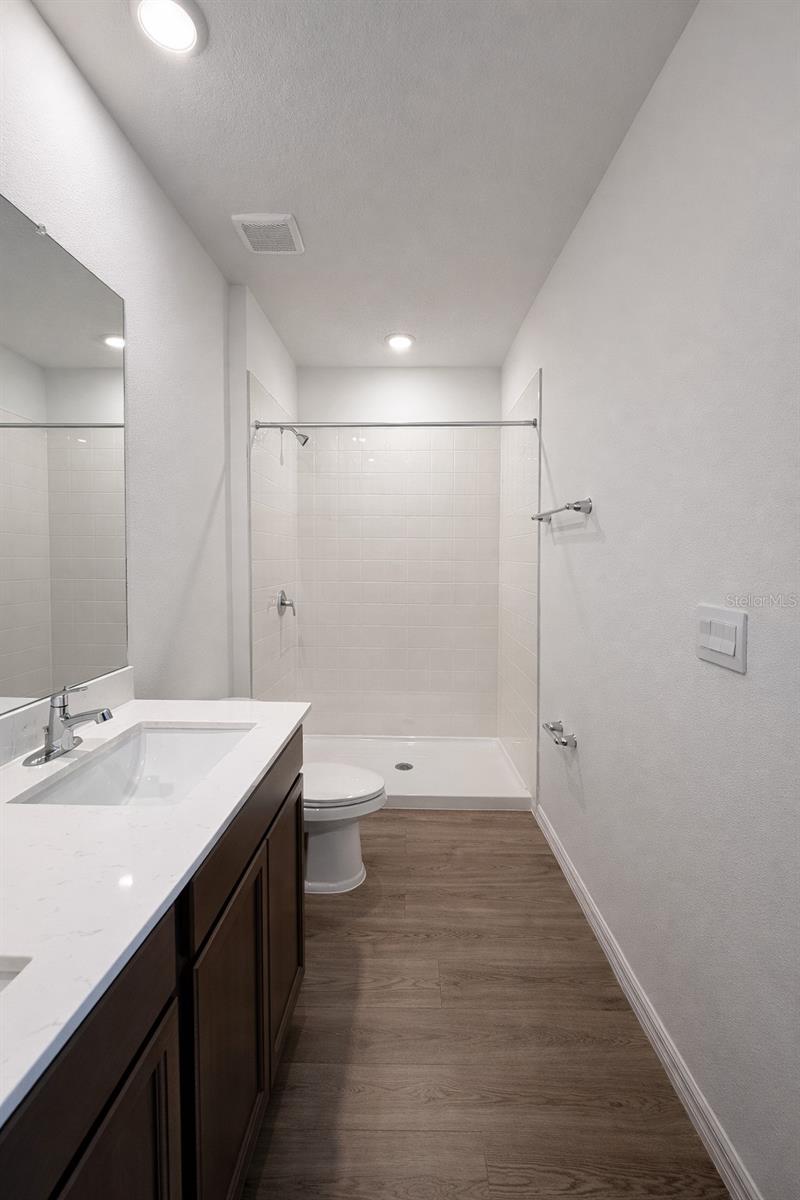 Image 6 of 12 For 17260 English Chestnut Way