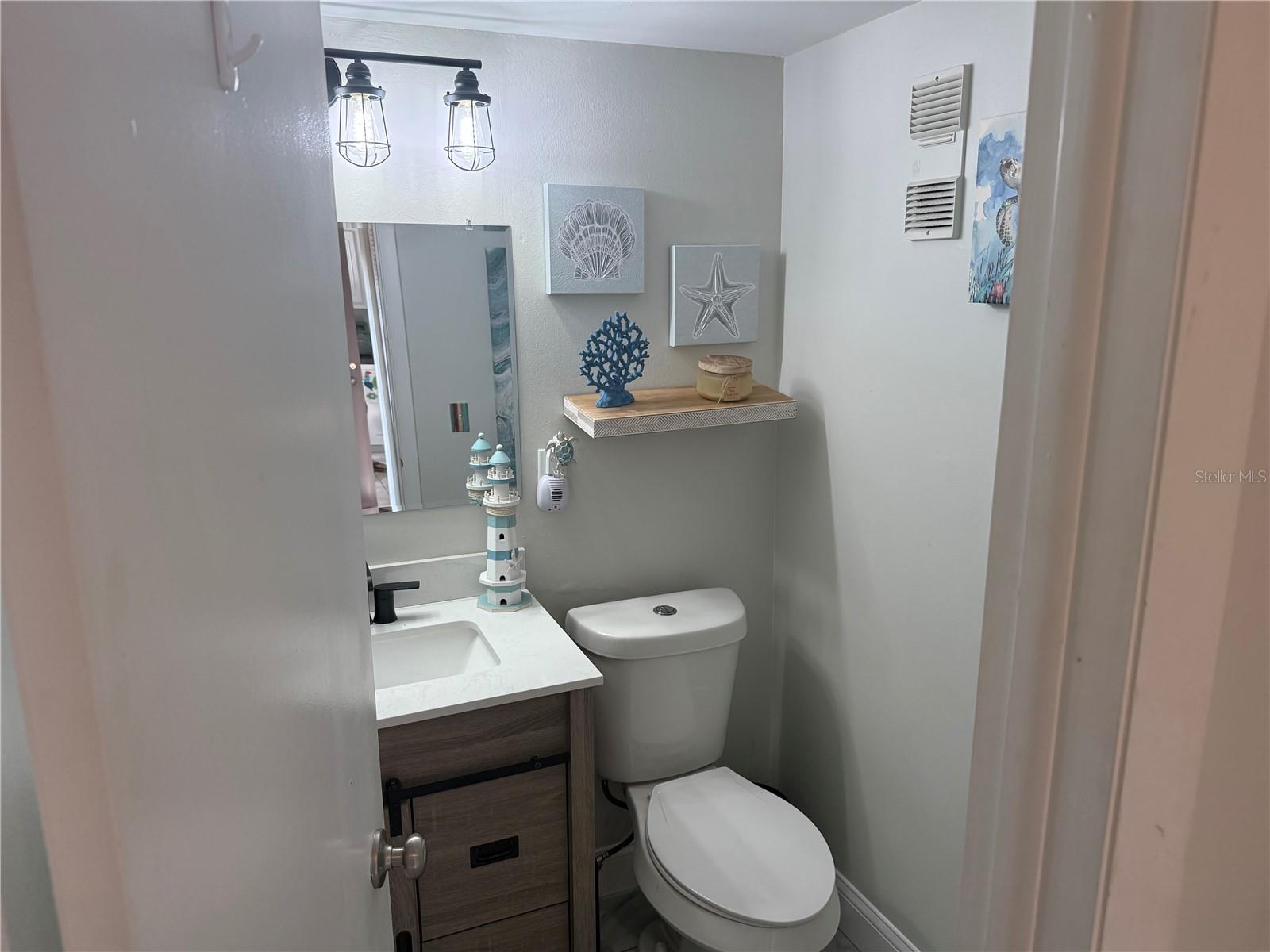 Listing photo id 10 for 11485 Oakhurst Road 1100-1