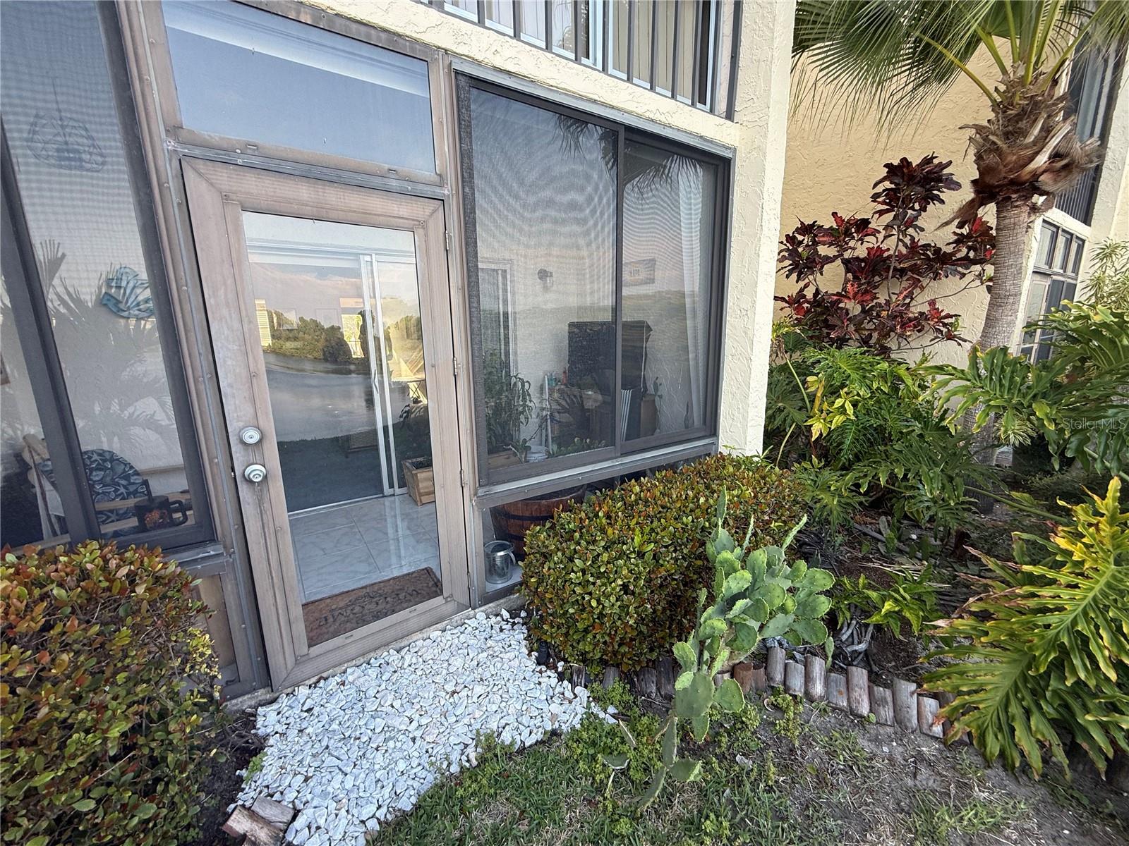 Listing photo id 17 for 11485 Oakhurst Road 1100-1