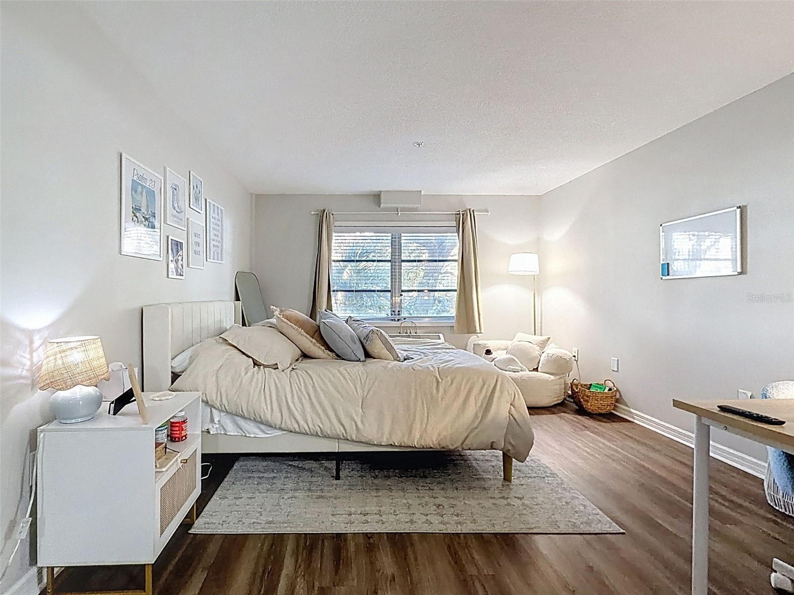 Image 16 of 25 For 406 Cedar Avenue 103