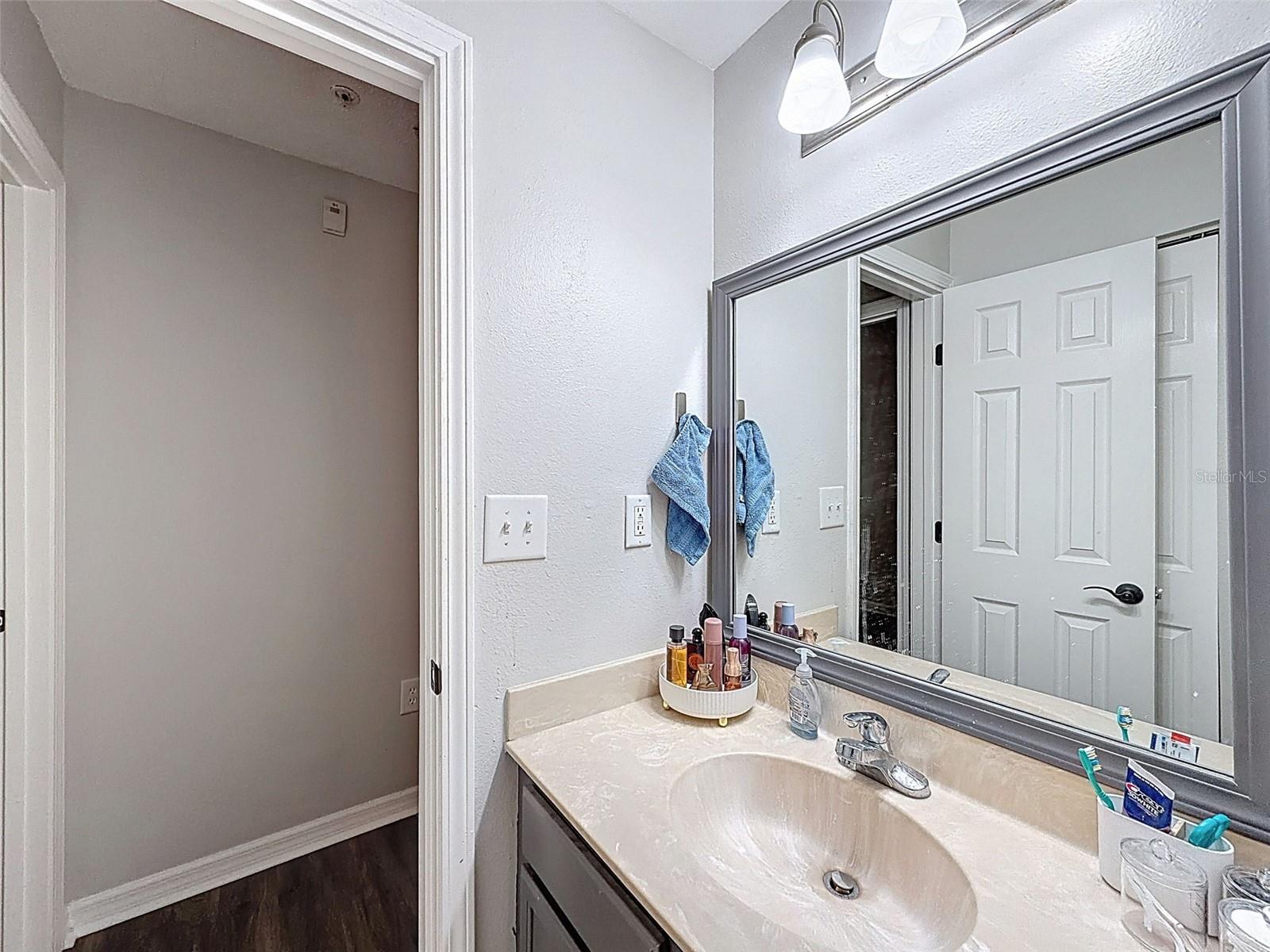 Image 18 of 25 For 406 Cedar Avenue 103