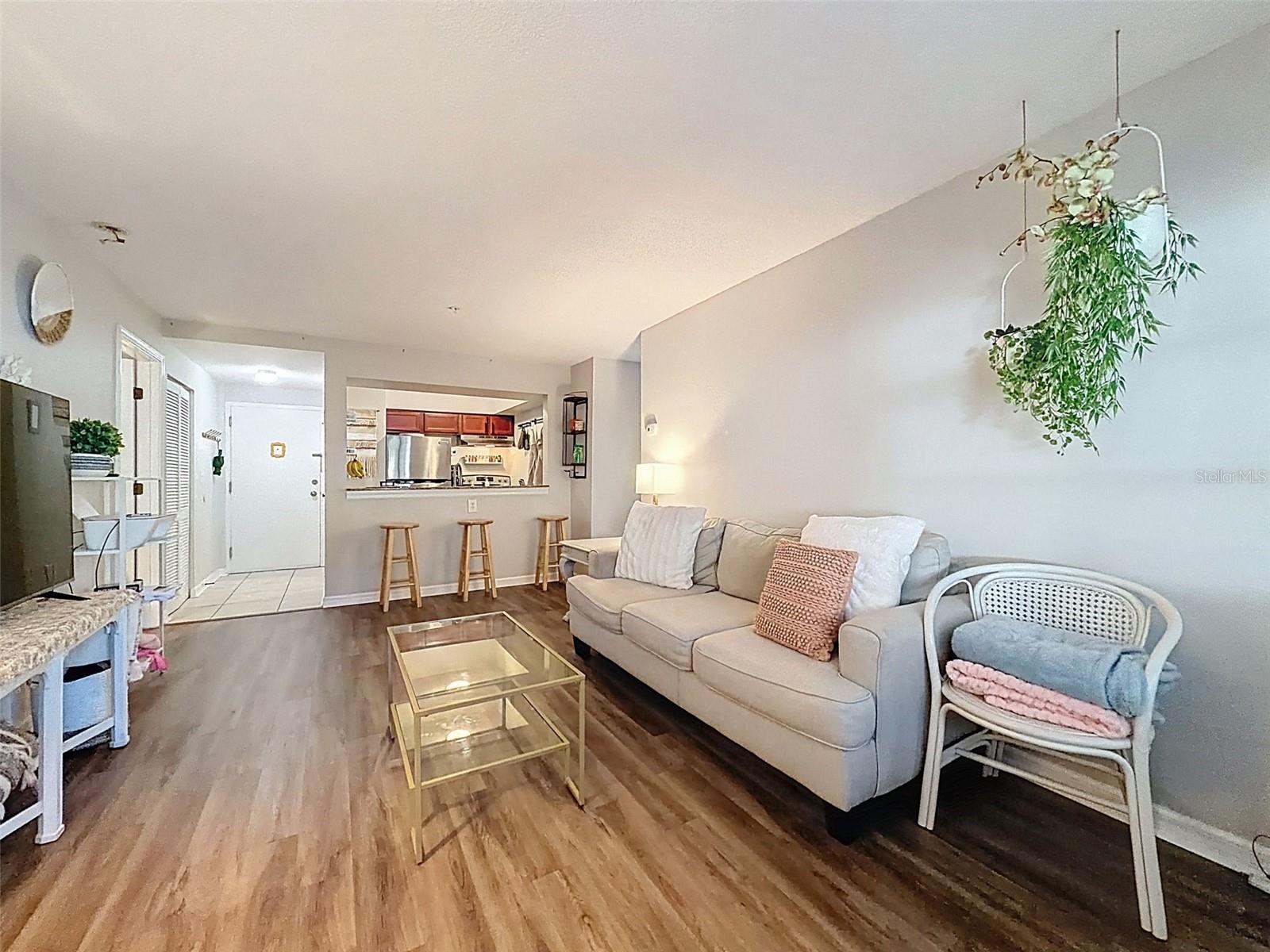 Image 3 of 25 For 406 Cedar Avenue 103