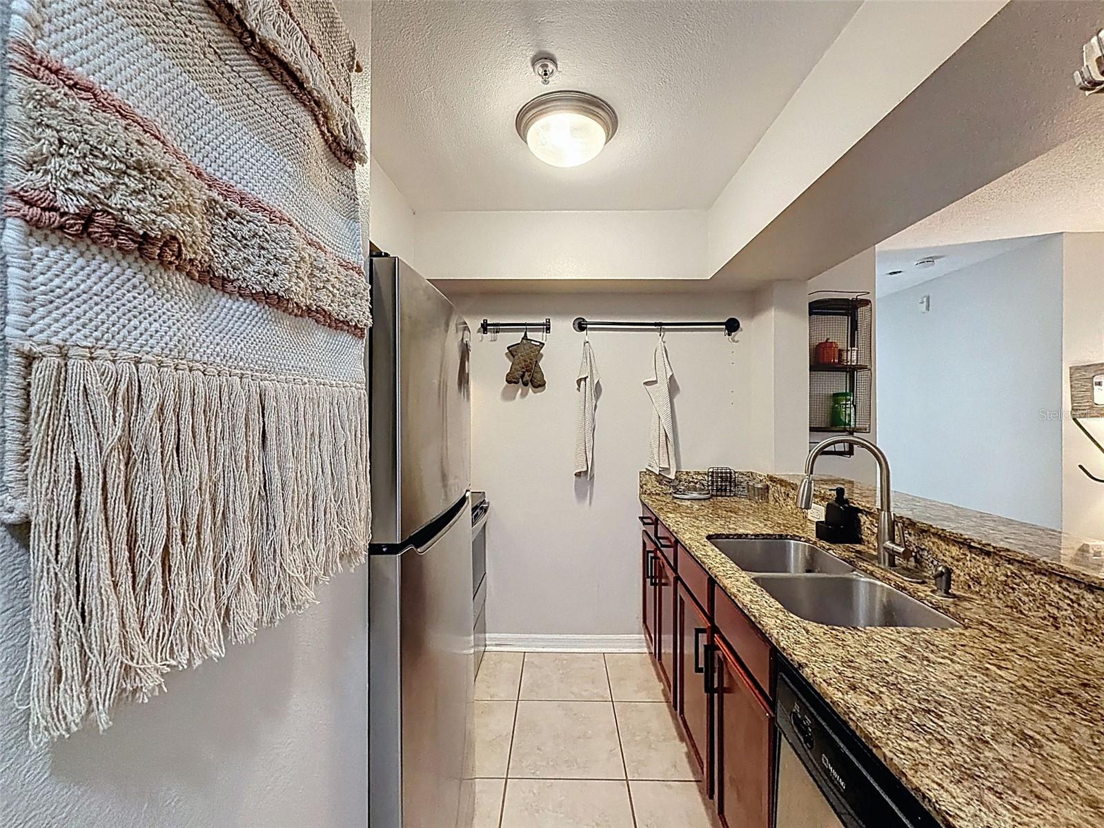 Image 8 of 25 For 406 Cedar Avenue 103