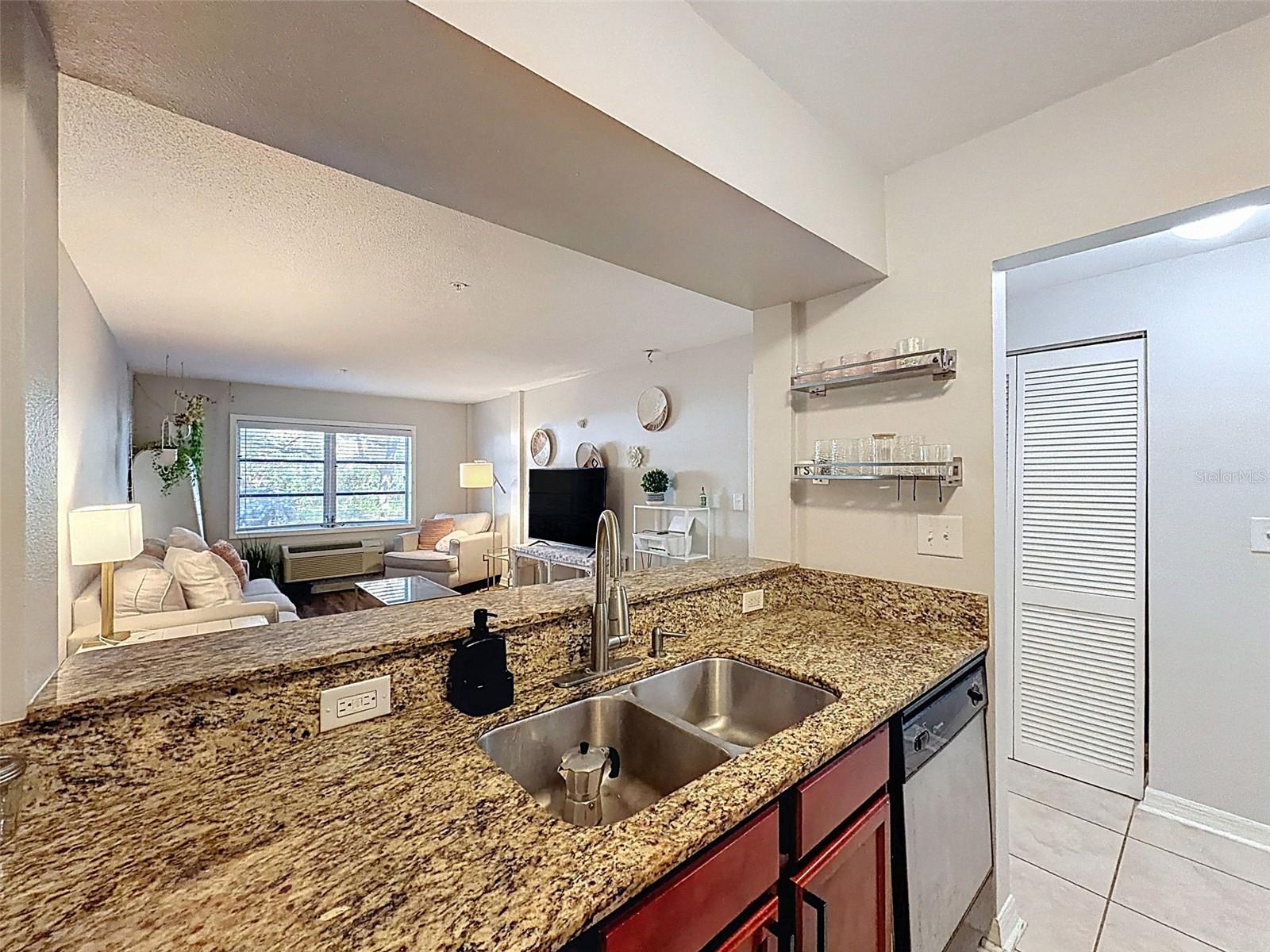 Image 9 of 25 For 406 Cedar Avenue 103