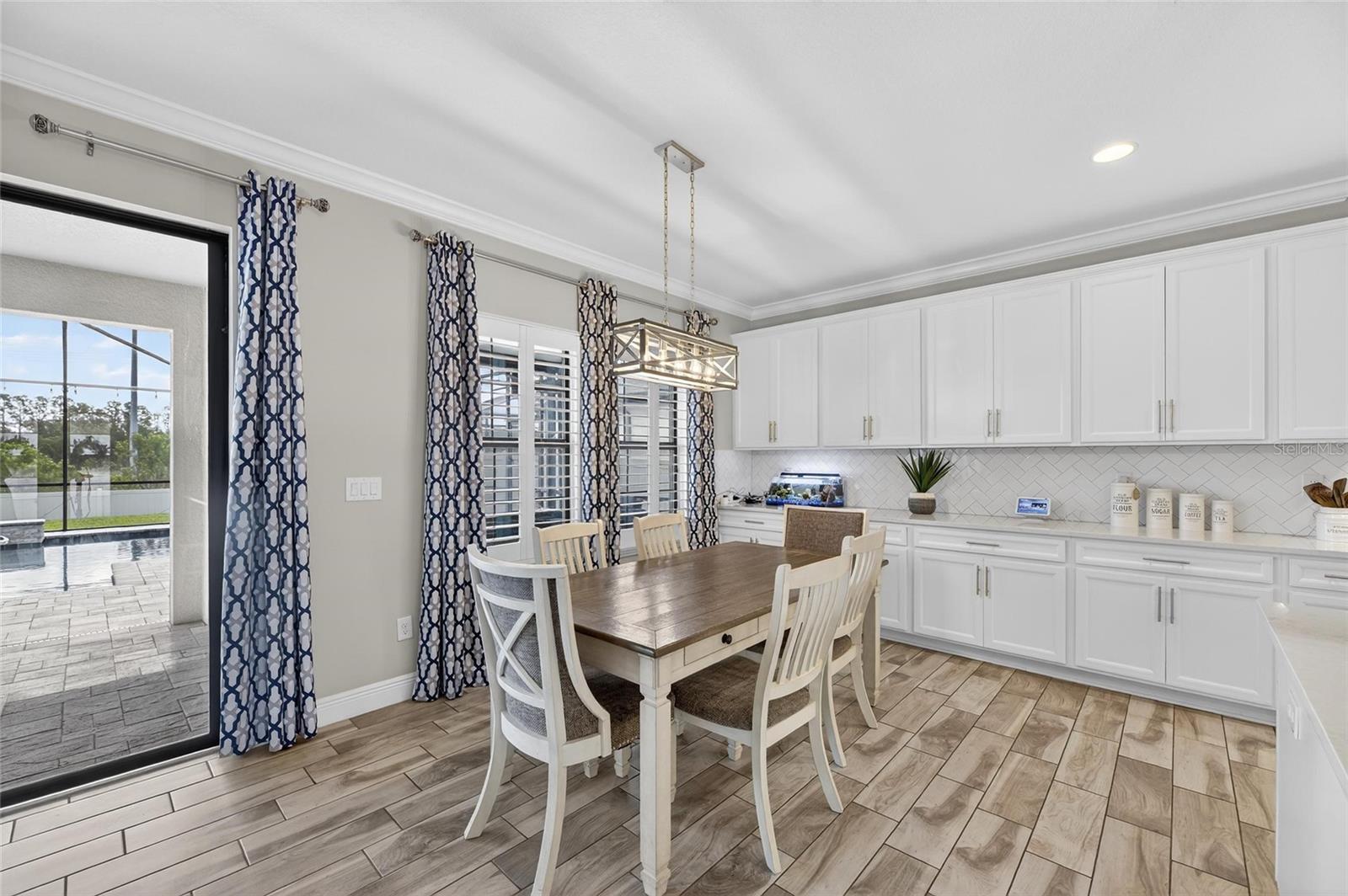 Image 18 of 89 For 12444 Horseshoe Bend Drive