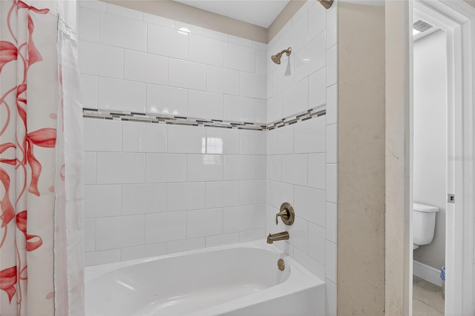 Image 46 of 89 For 12444 Horseshoe Bend Drive