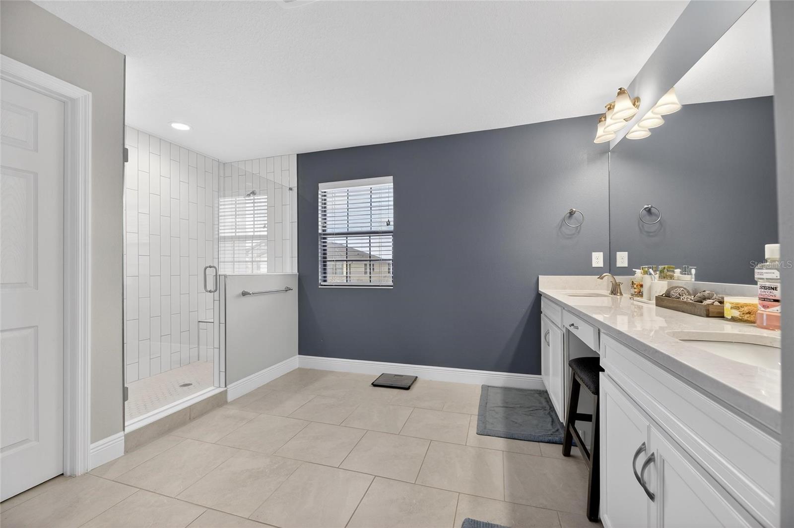 Image 54 of 89 For 12444 Horseshoe Bend Drive