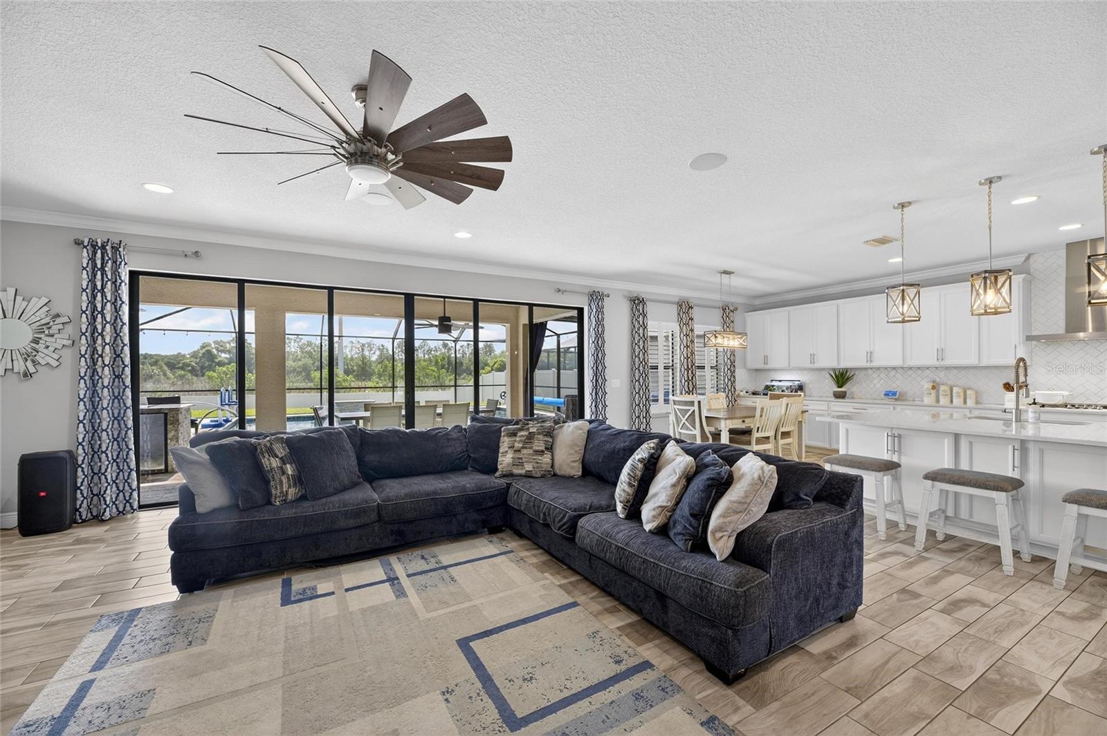 Image 9 of 89 For 12444 Horseshoe Bend Drive