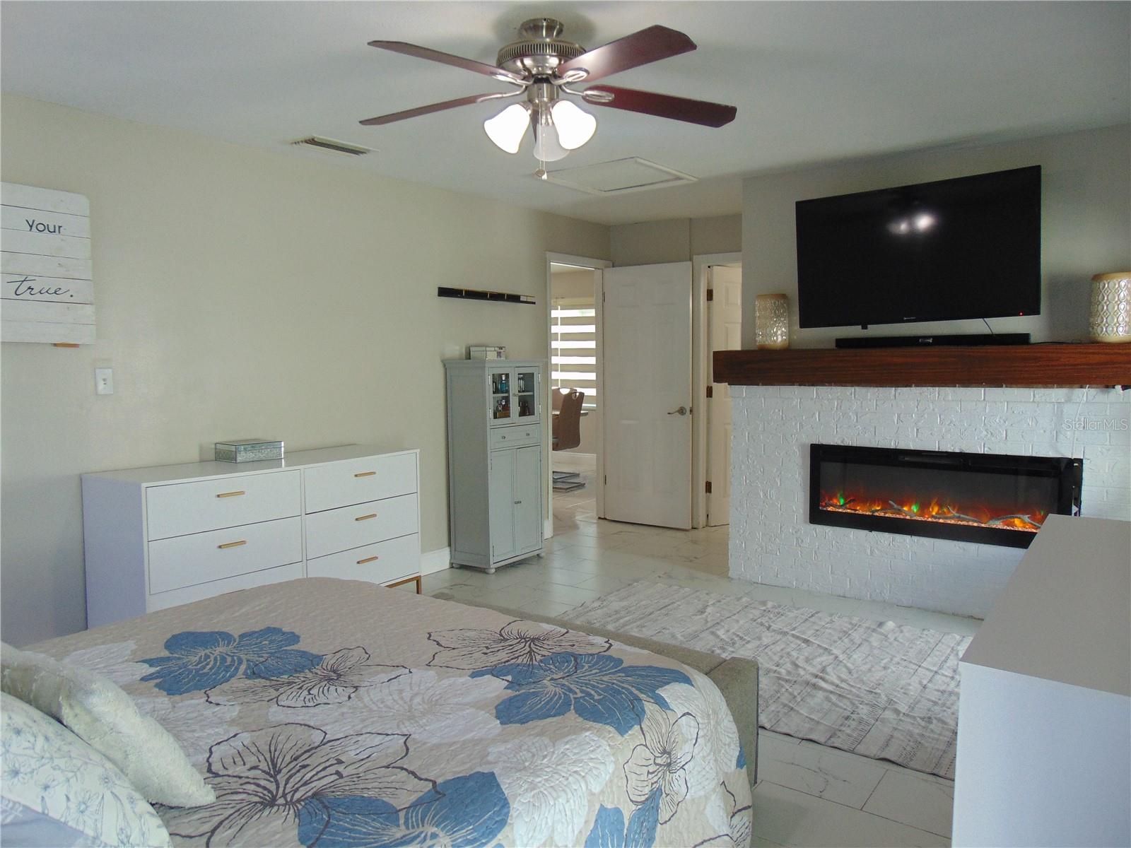 Image 21 of 35 For 4706 Tampa Downs Boulevard