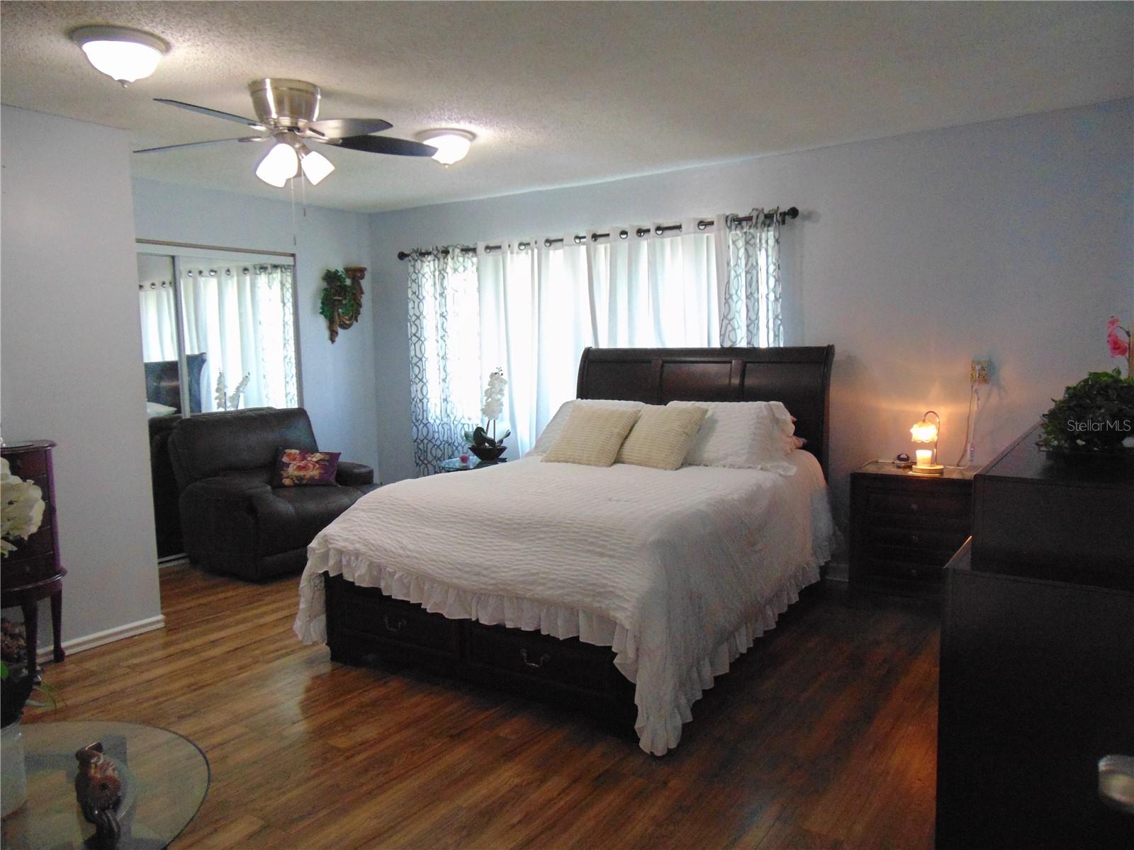 Image 25 of 35 For 4706 Tampa Downs Boulevard