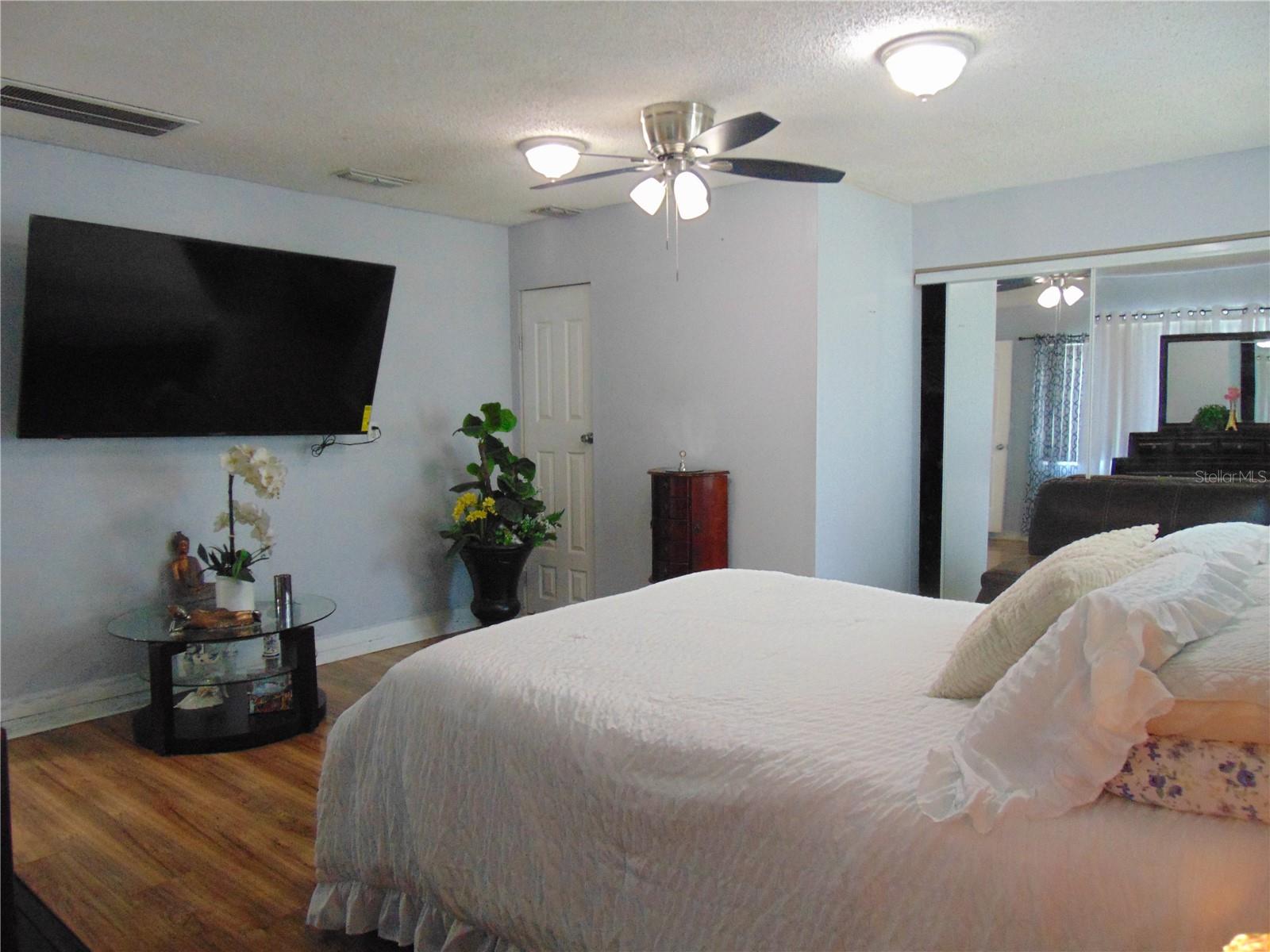 Image 26 of 35 For 4706 Tampa Downs Boulevard