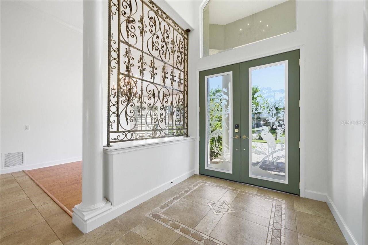 Image 11 of 86 For 18634 Avenue Capri