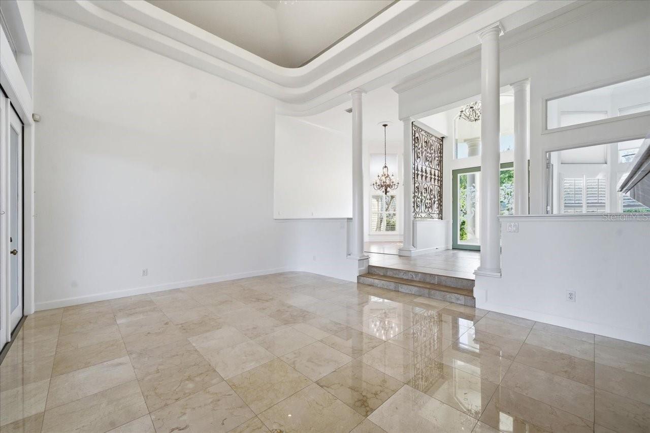 Image 19 of 86 For 18634 Avenue Capri