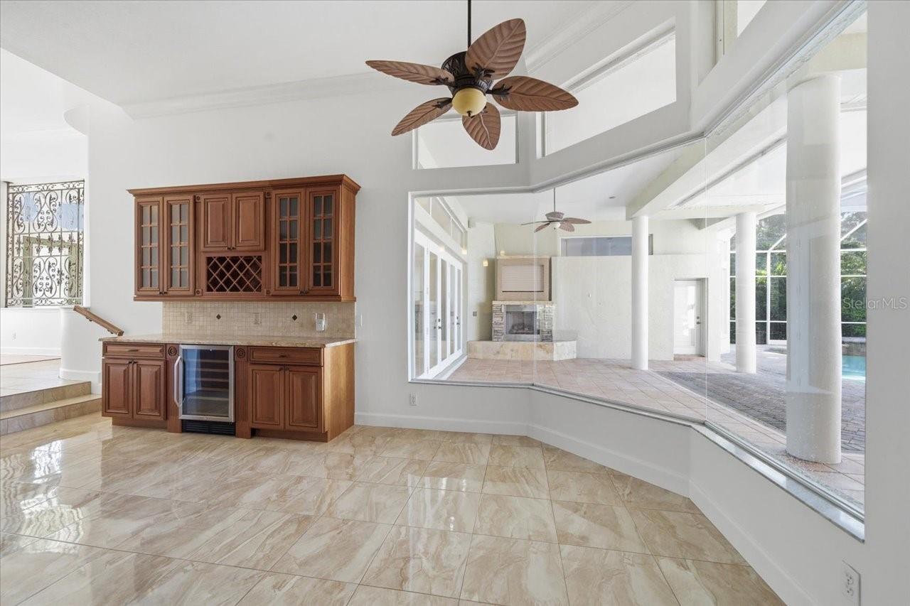 Image 32 of 86 For 18634 Avenue Capri