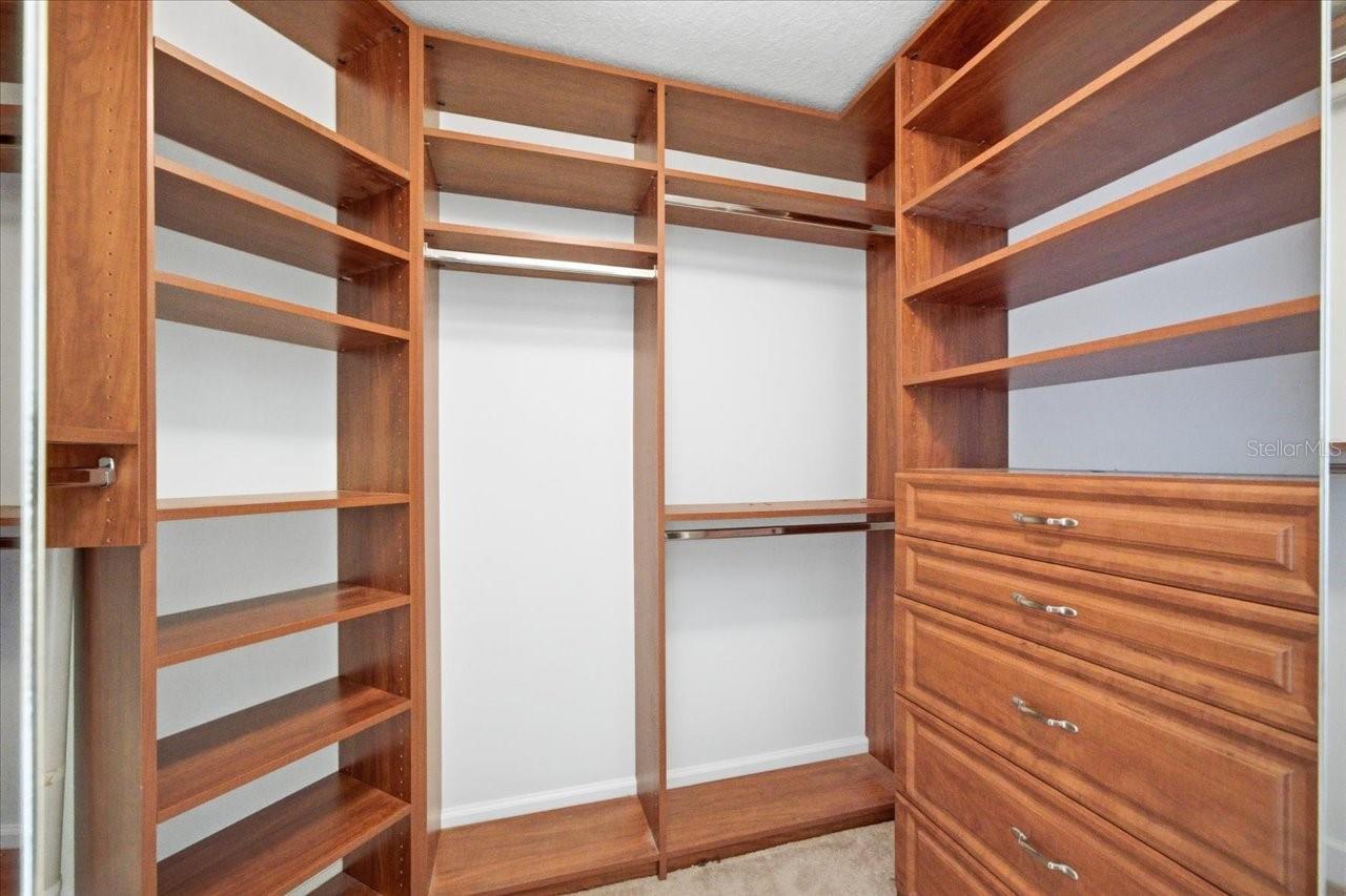 Image 44 of 86 For 18634 Avenue Capri