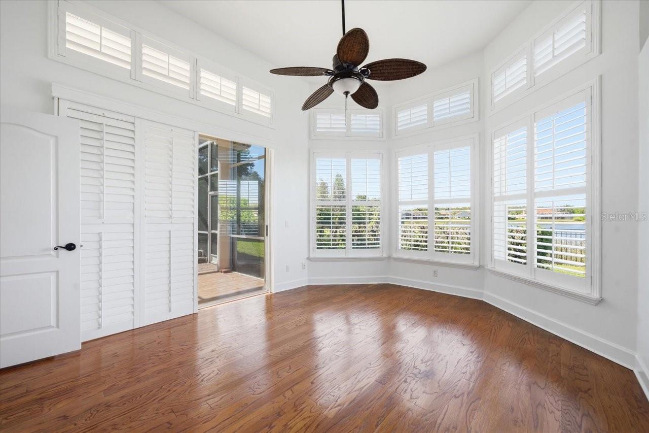 Image 52 of 86 For 18634 Avenue Capri