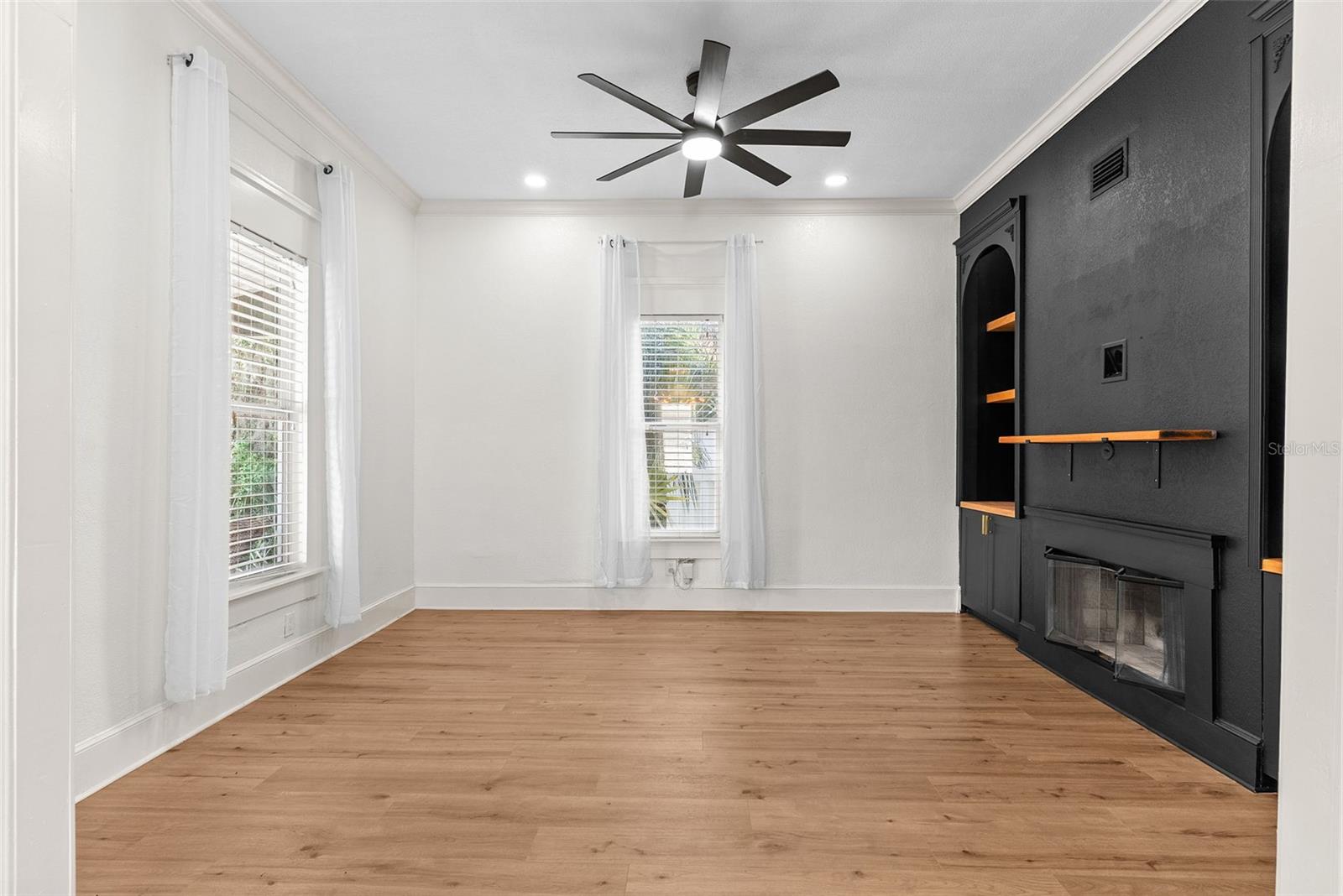 Image 15 of 42 For 3506 Arlington Avenue