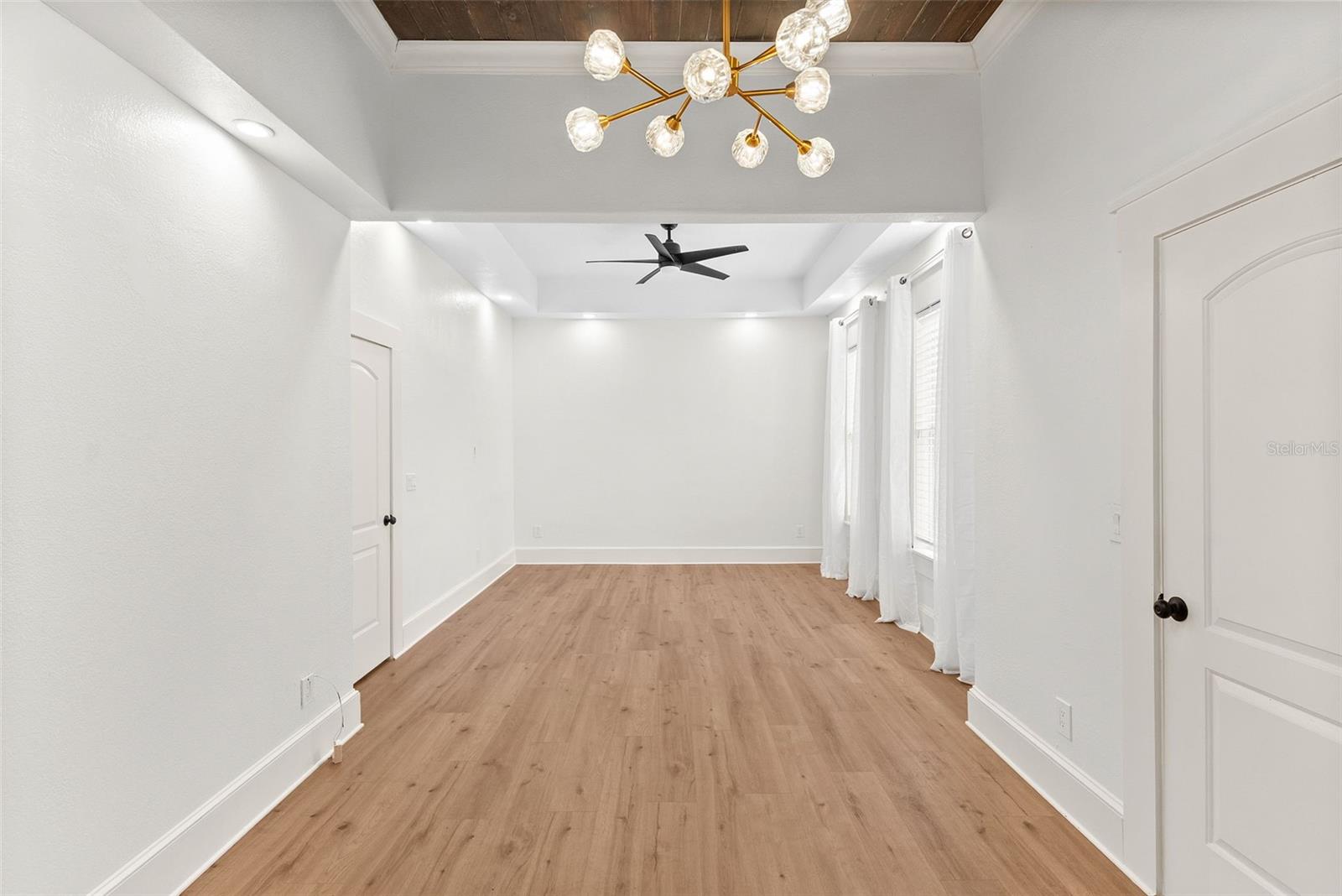 Image 29 of 42 For 3506 Arlington Avenue