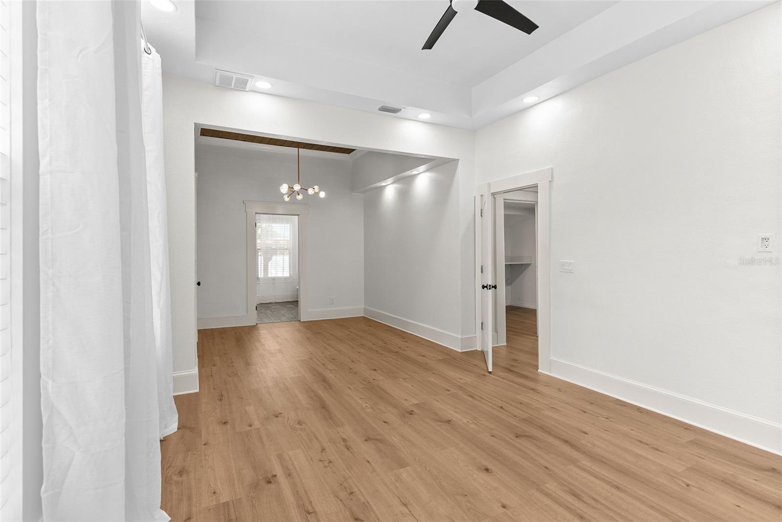 Image 30 of 42 For 3506 Arlington Avenue