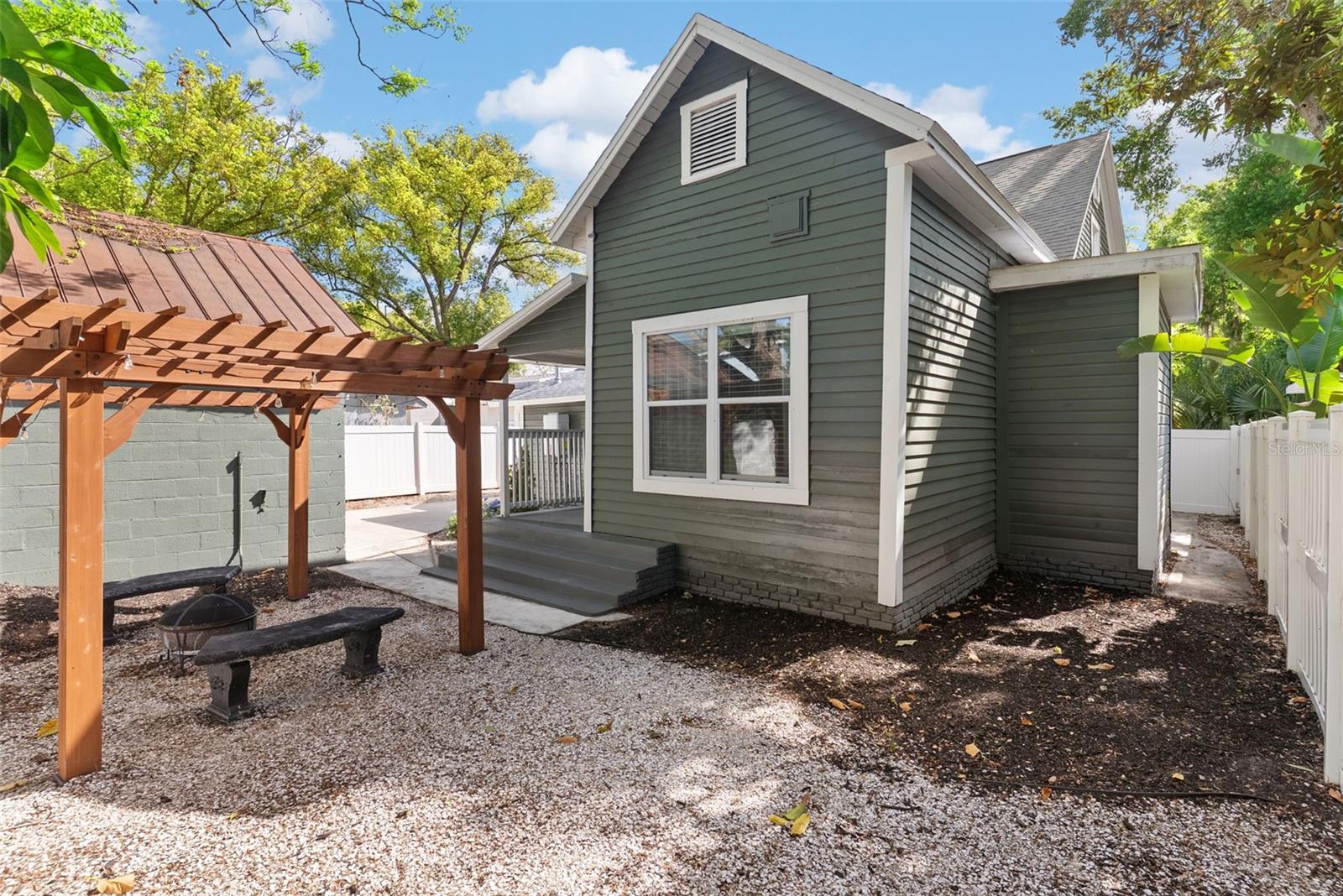 Image 9 of 42 For 3506 Arlington Avenue