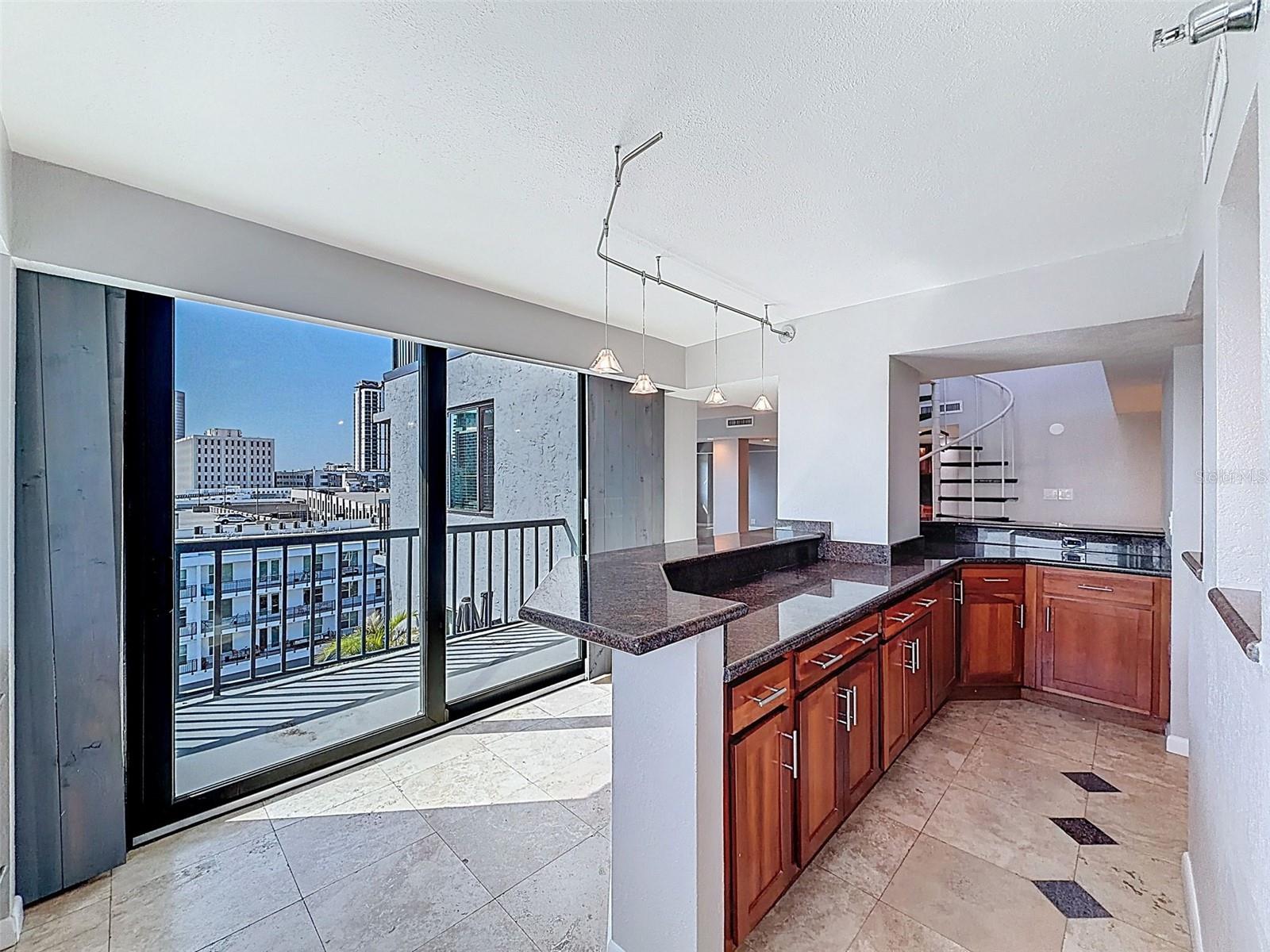 Image 15 of 48 For 201 Laurel Street 1006