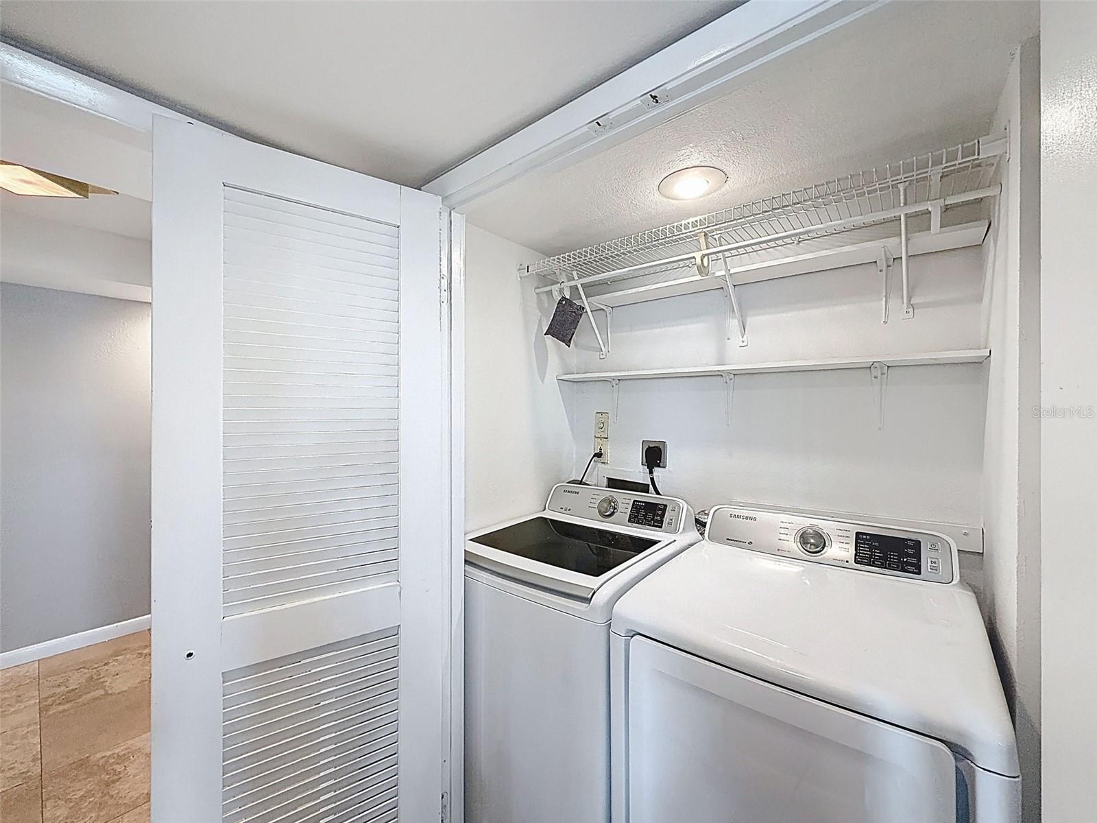 Image 17 of 48 For 201 Laurel Street 1006