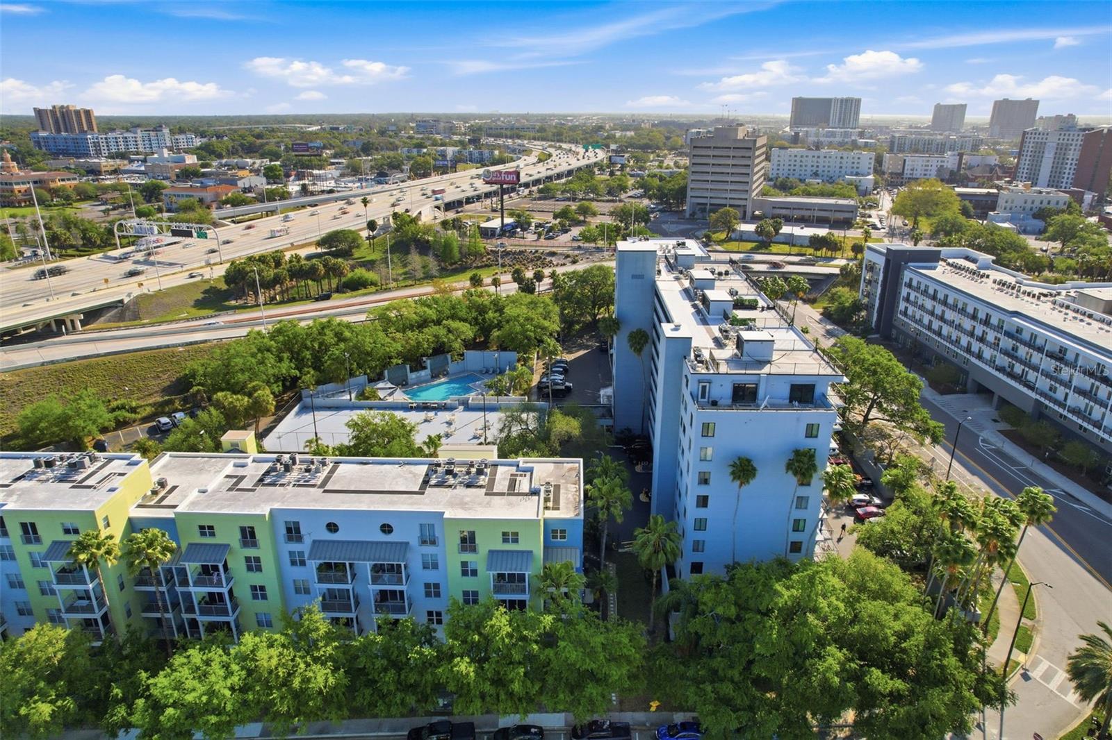 Image 2 of 48 For 201 Laurel Street 1006