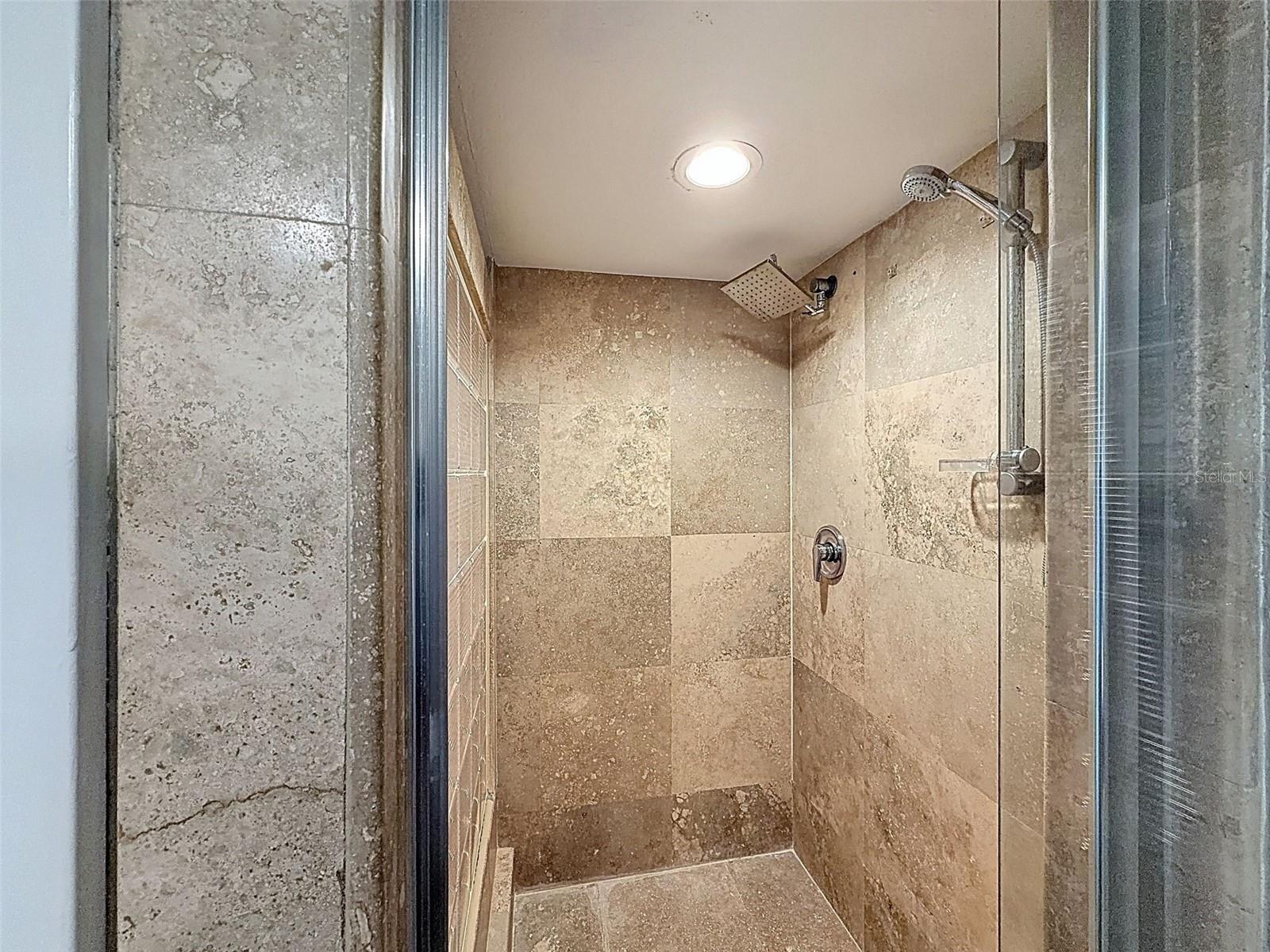 Image 31 of 48 For 201 Laurel Street 1006