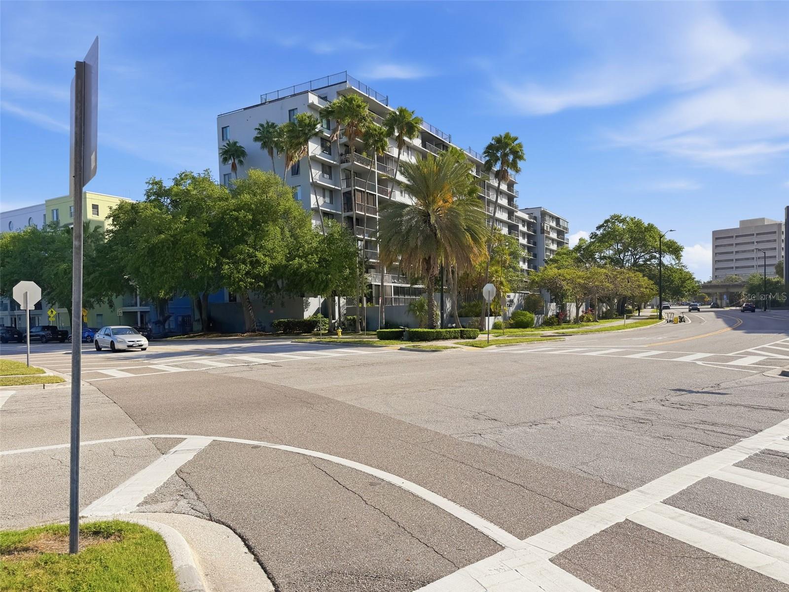 Image 45 of 48 For 201 Laurel Street 1006