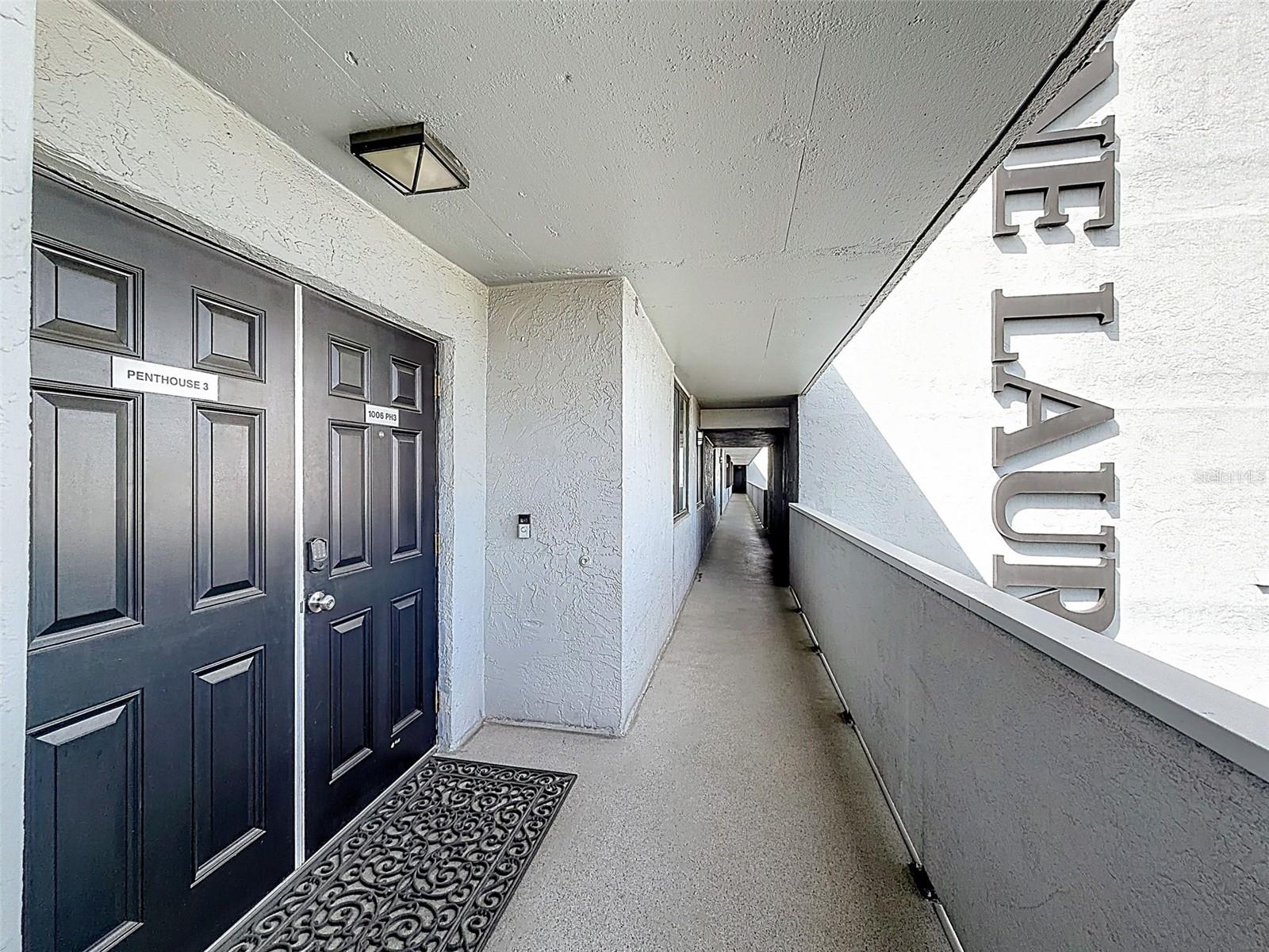 Image 5 of 48 For 201 Laurel Street 1006