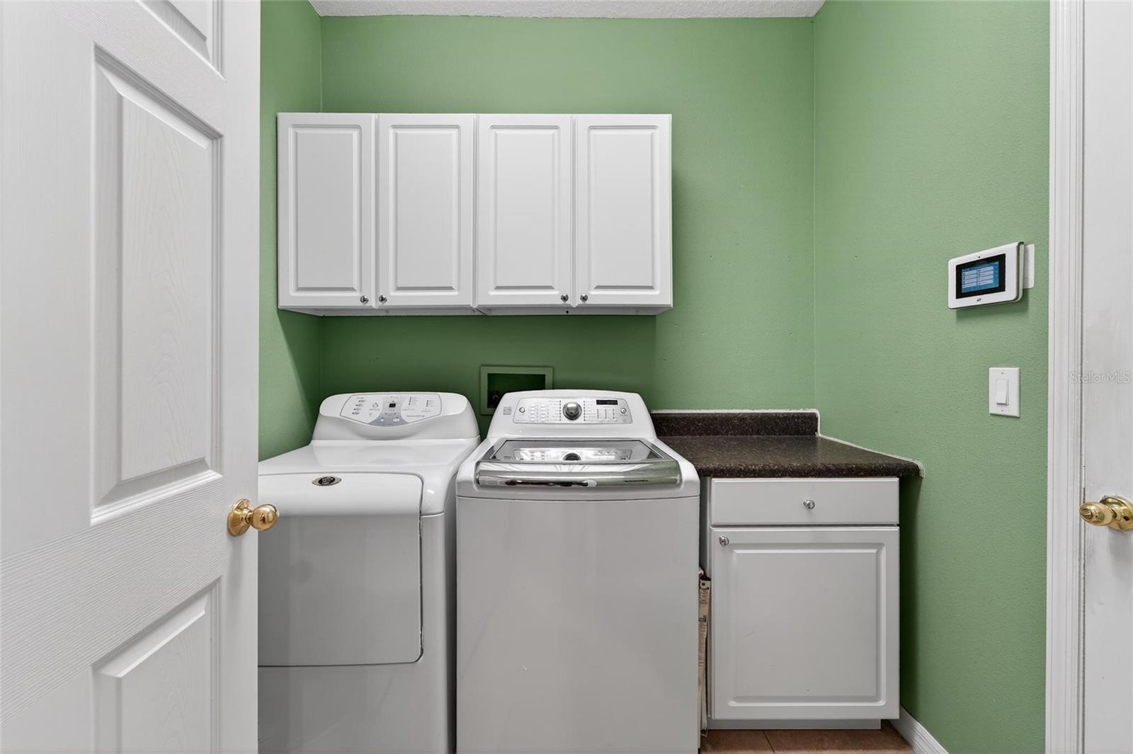 Image 40 of 67 For 1609 Harvest Grove Court