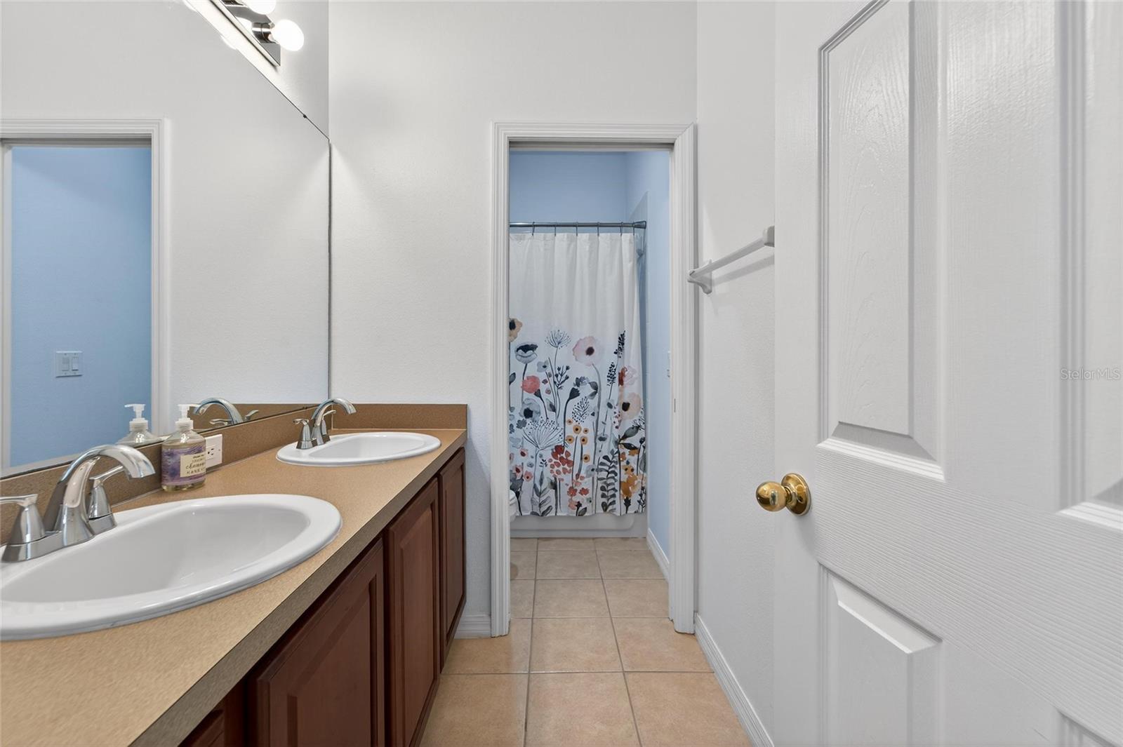 Image 9 of 67 For 1609 Harvest Grove Court