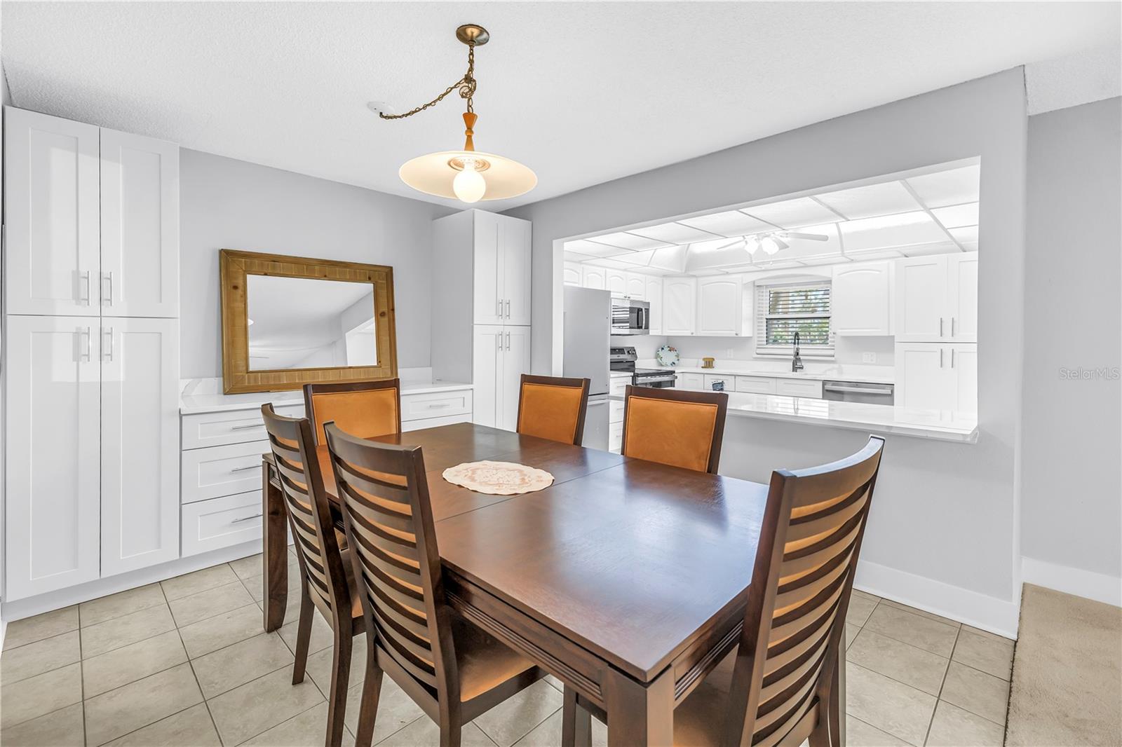 Image 13 of 31 For 4700 Cove Circle 103