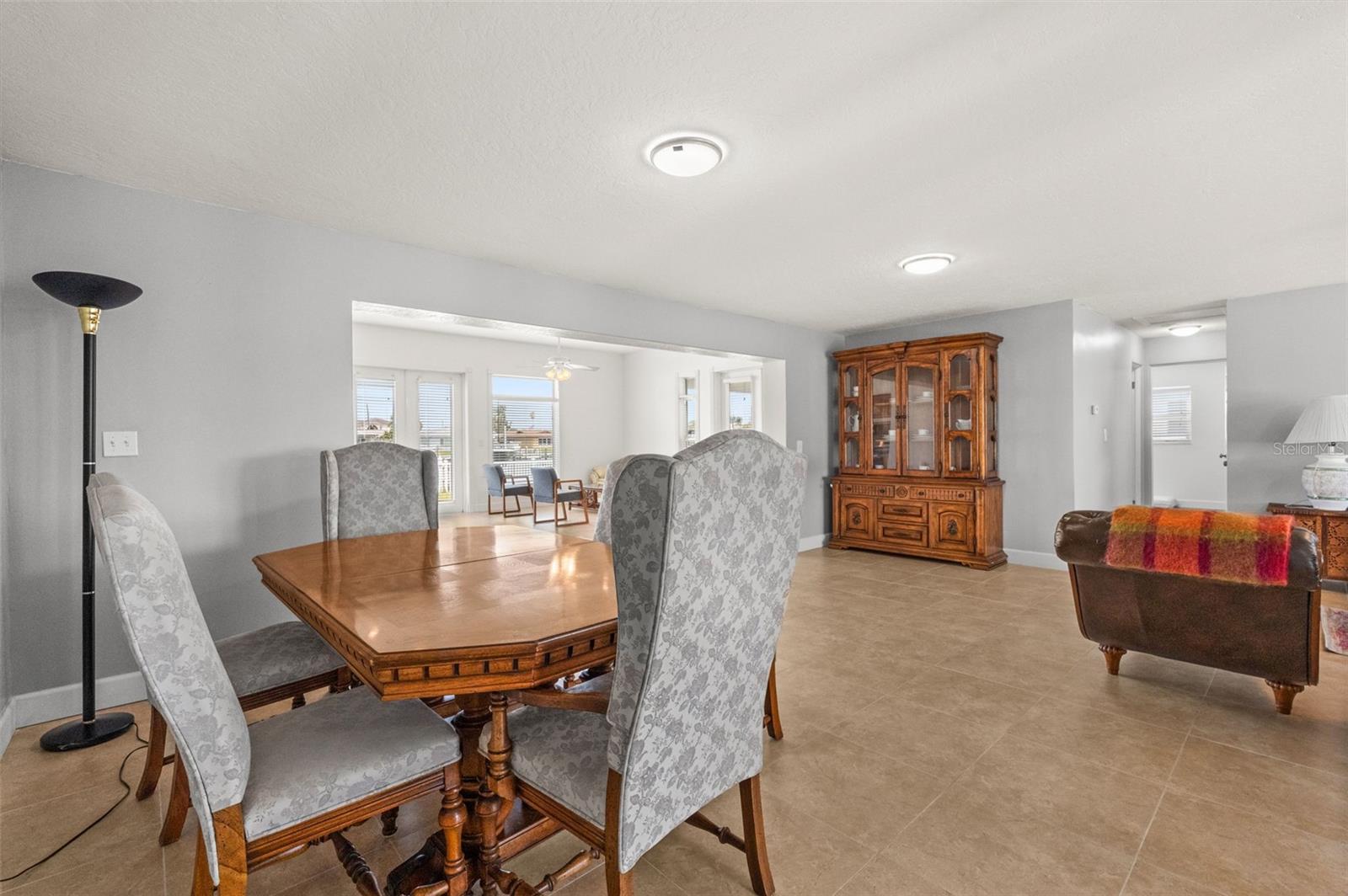 Image 21 of 47 For 710 116th Avenue