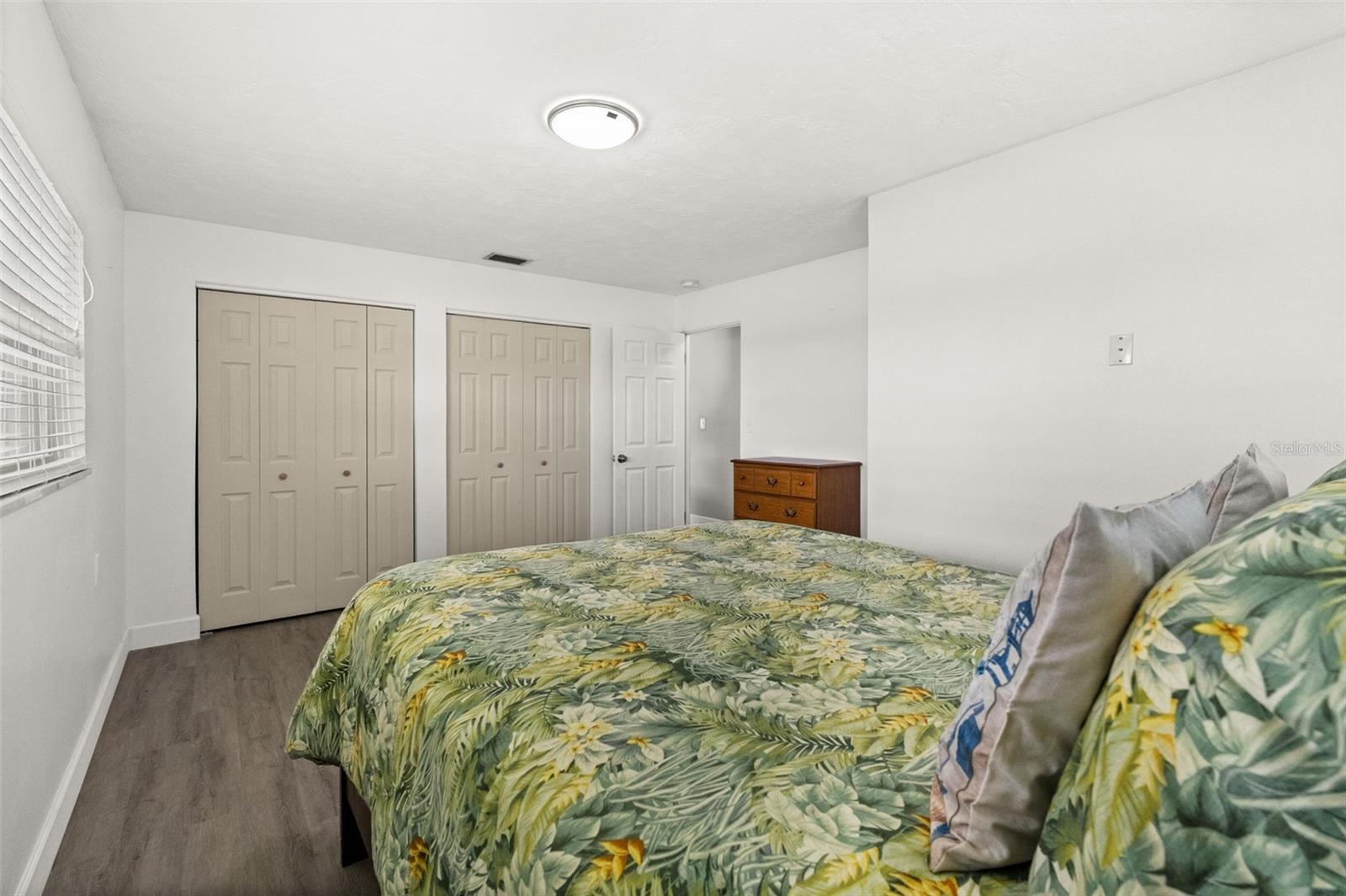 Image 34 of 47 For 710 116th Avenue