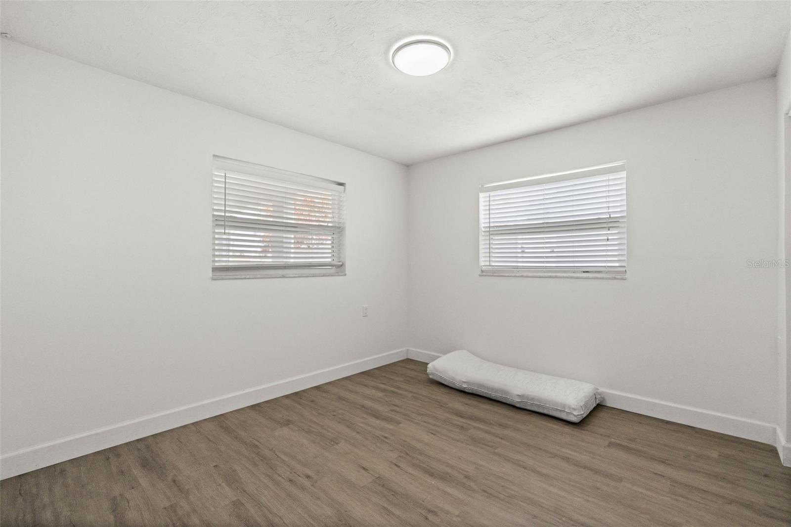 Image 37 of 47 For 710 116th Avenue