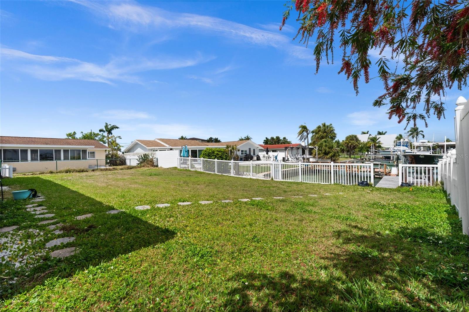 Image 41 of 47 For 710 116th Avenue