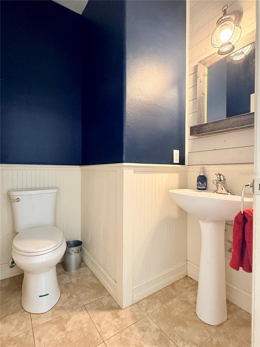 Image 10 of 26 For 34834 Redding Lane