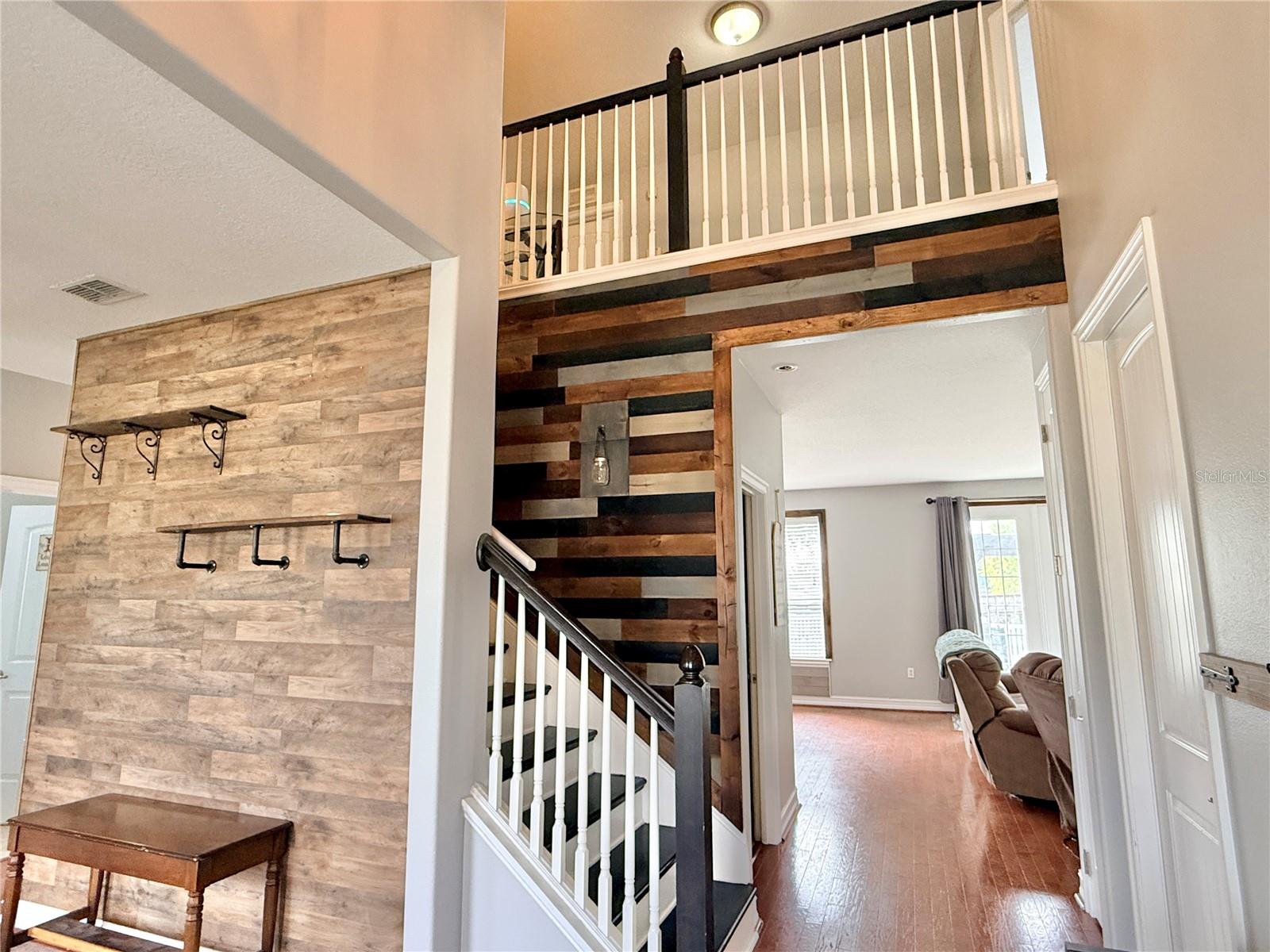 Image 12 of 26 For 34834 Redding Lane