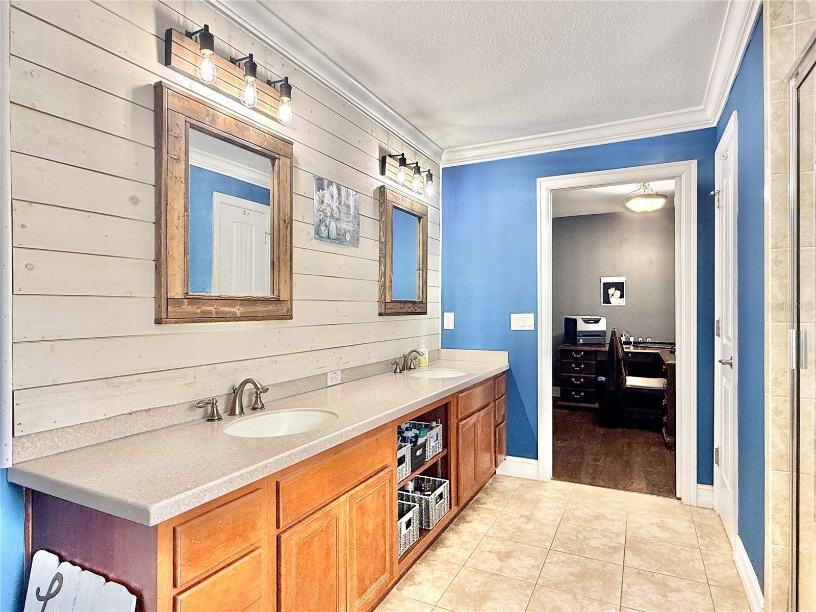 Image 20 of 26 For 34834 Redding Lane