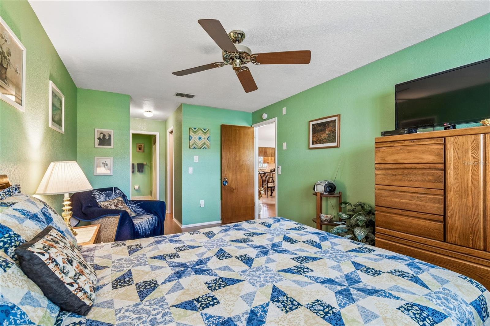 Image 24 of 65 For 7828 Radcliffe Circle