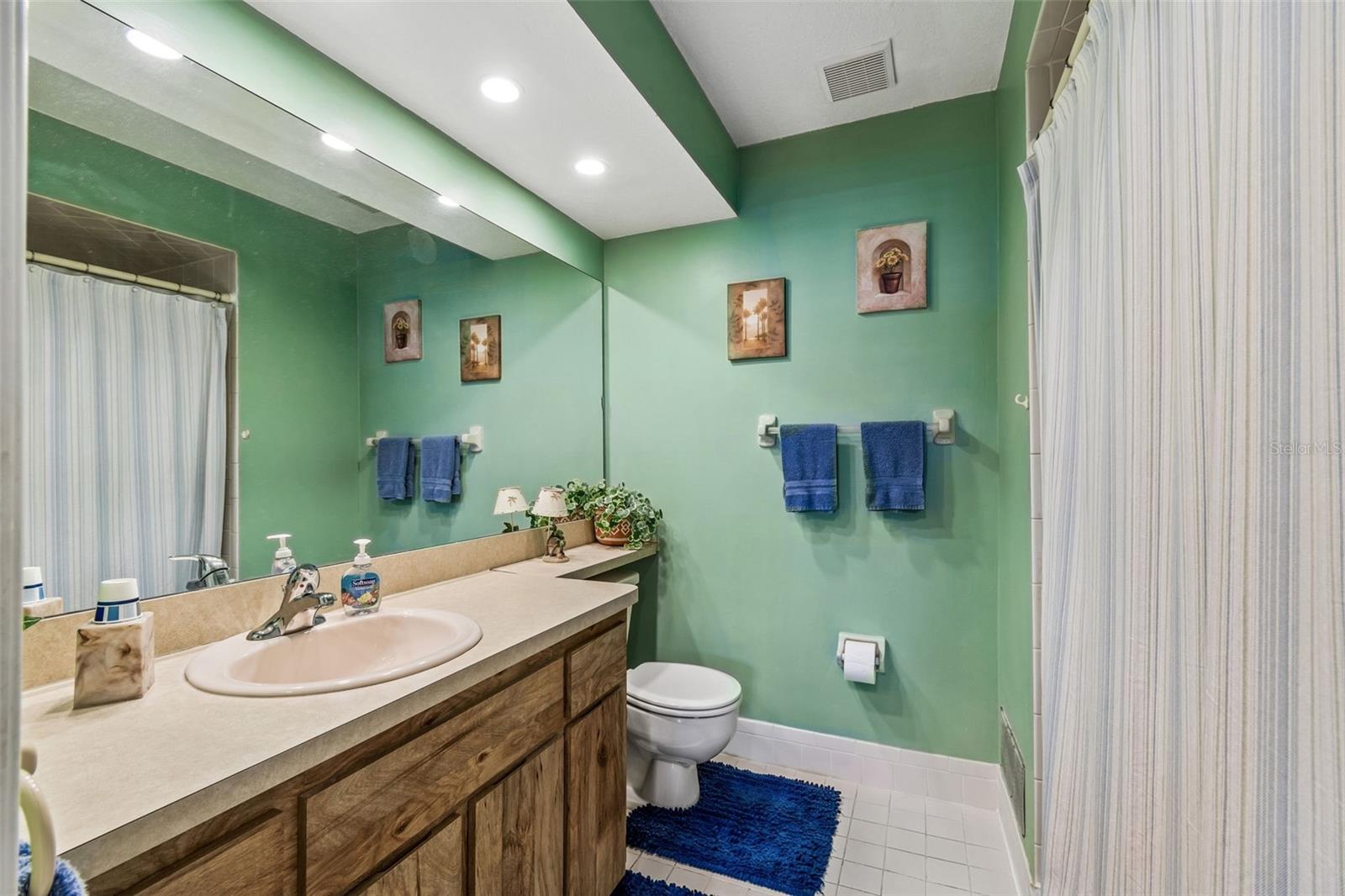 Image 27 of 65 For 7828 Radcliffe Circle