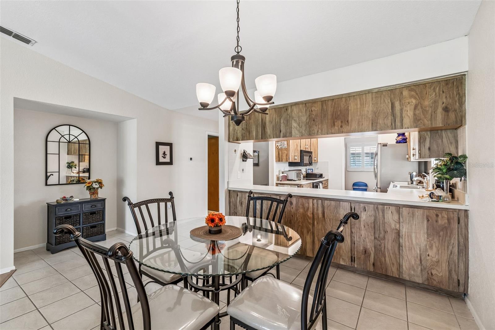 Image 8 of 65 For 7828 Radcliffe Circle