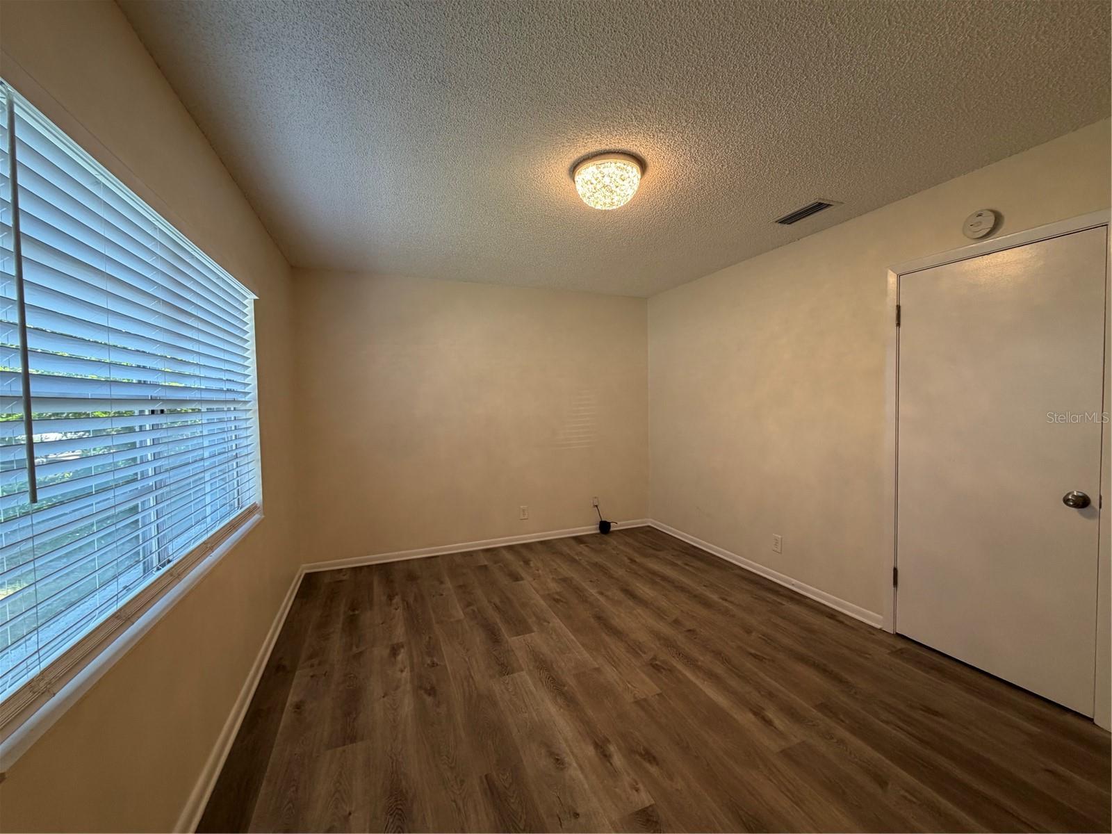 Image 4 of 28 For 1740 Walnut Street